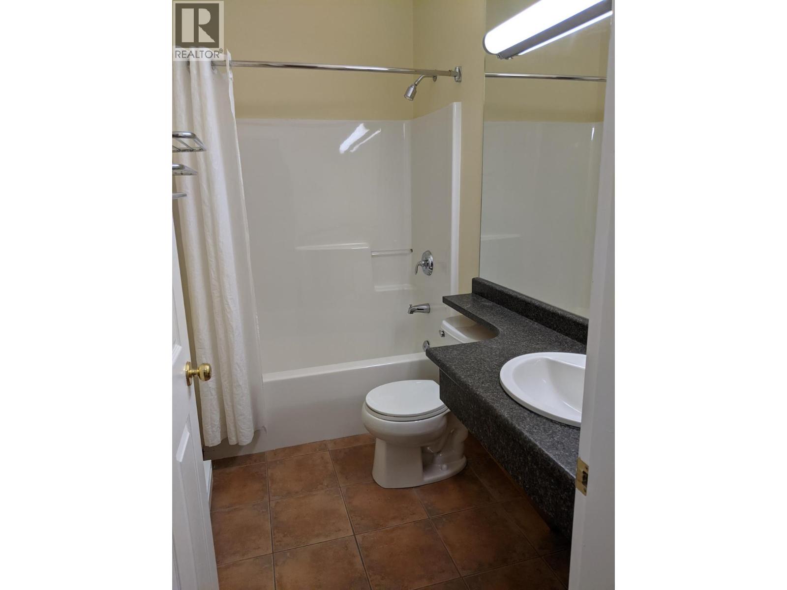 6203 Willow Avenue Property Photo 27