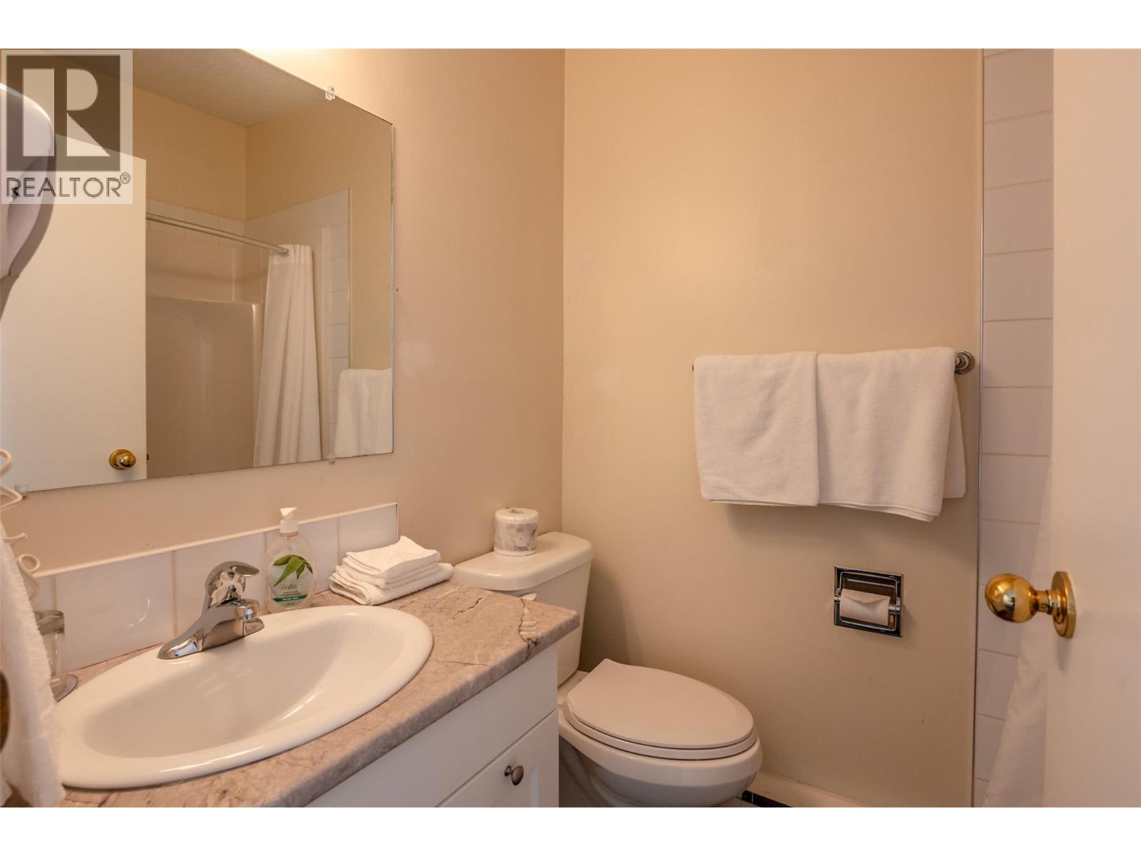 6203 Willow Avenue Property Photo 34