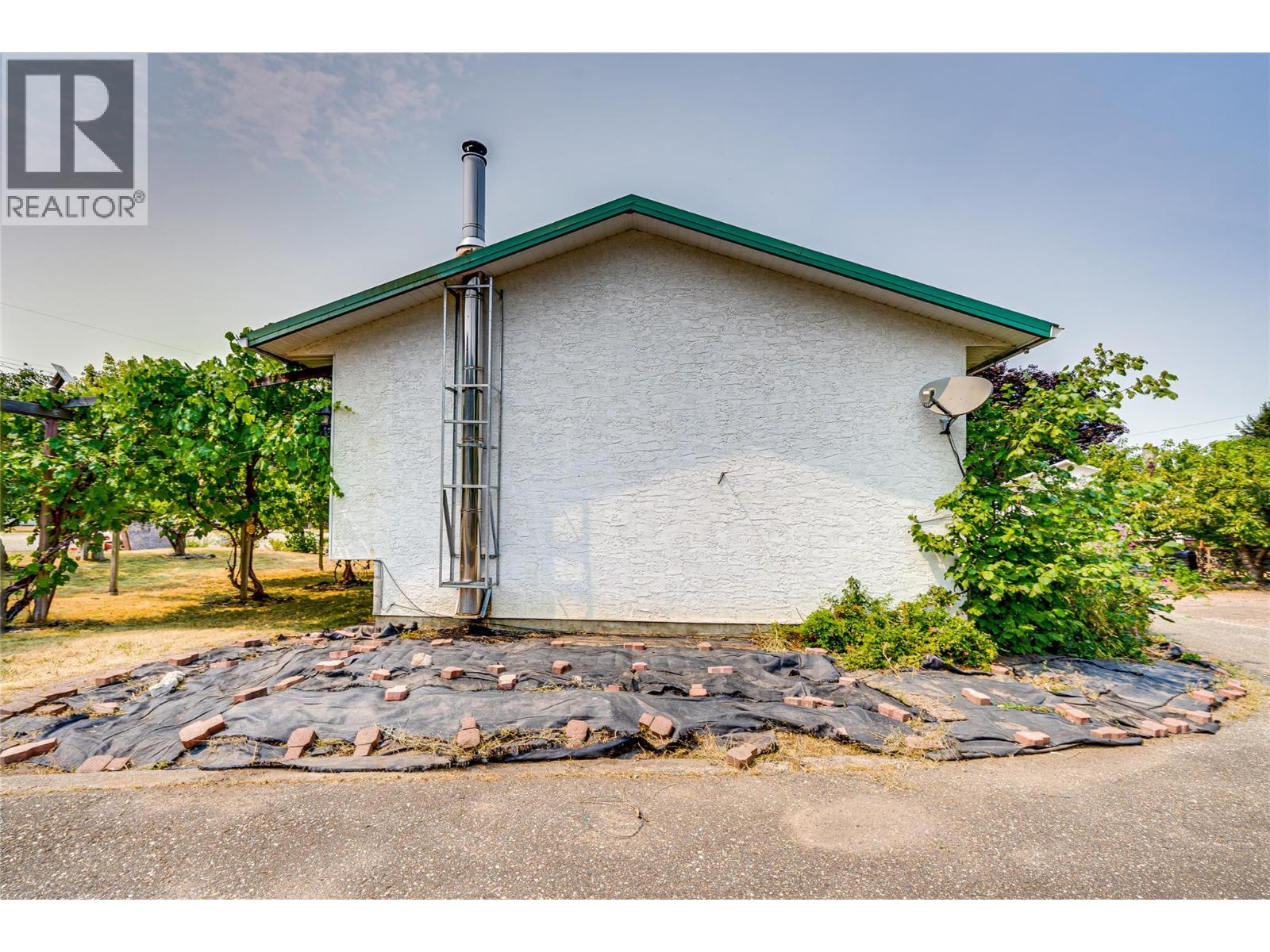 3472 Lockhart Crescent Property Photo 65