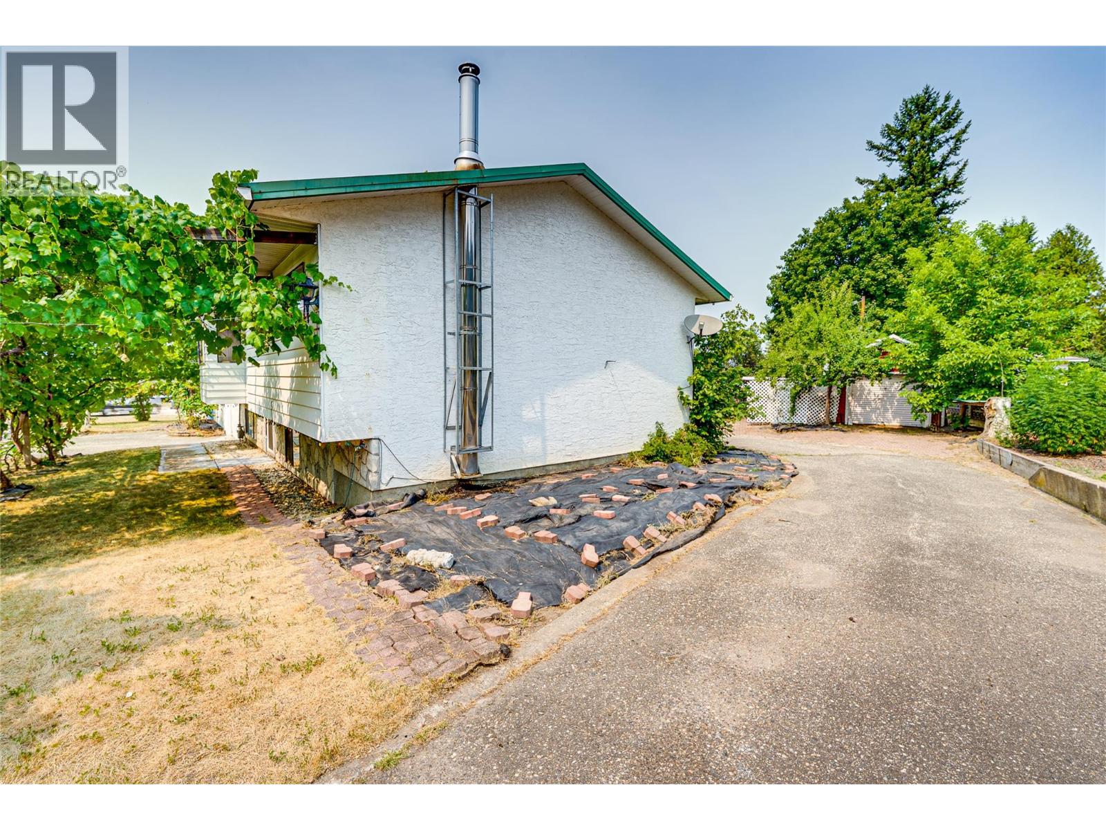3472 Lockhart Crescent Property Photo 73