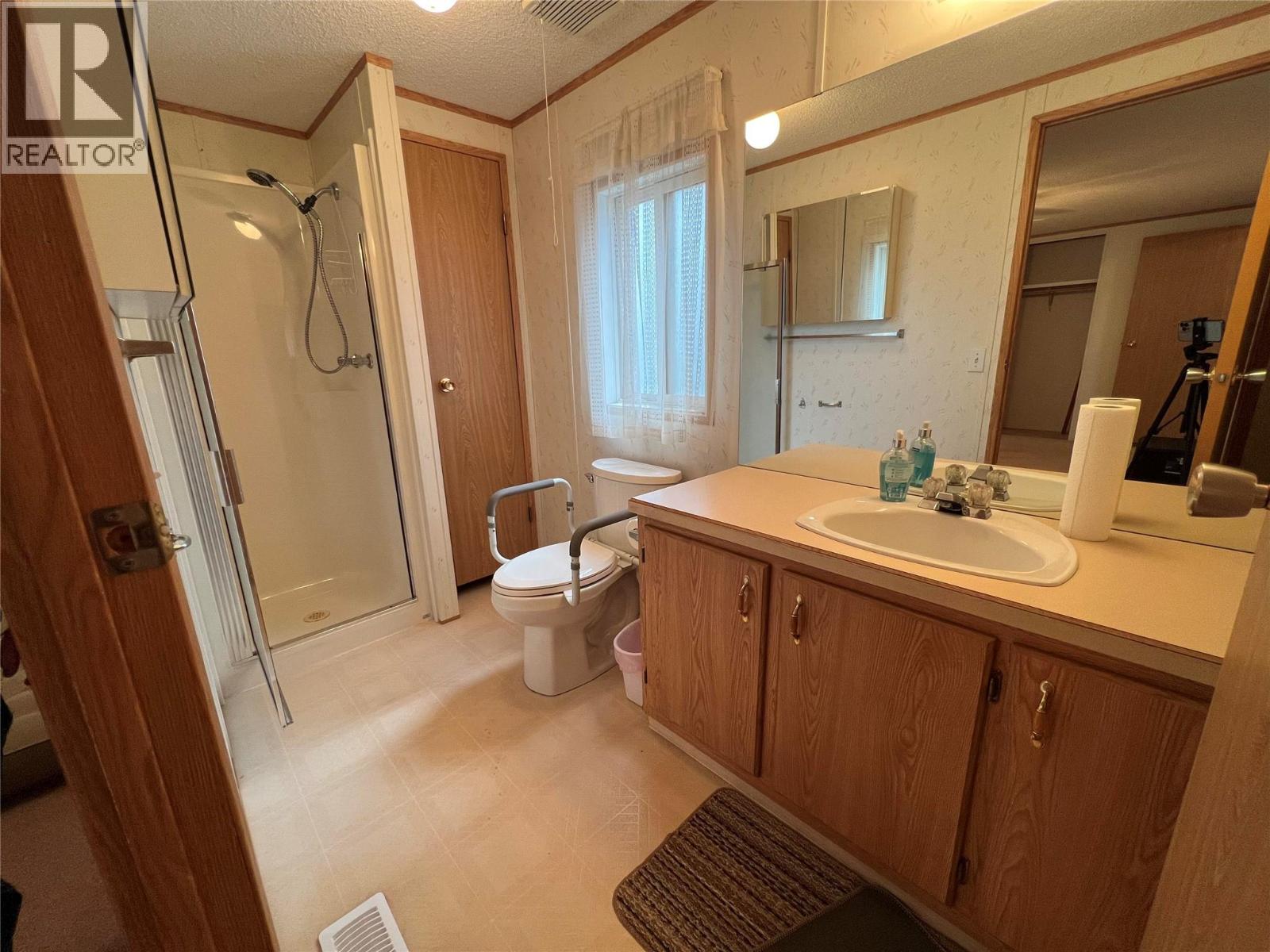 5484 25 Avenue Unit# 123 Property Photo 16