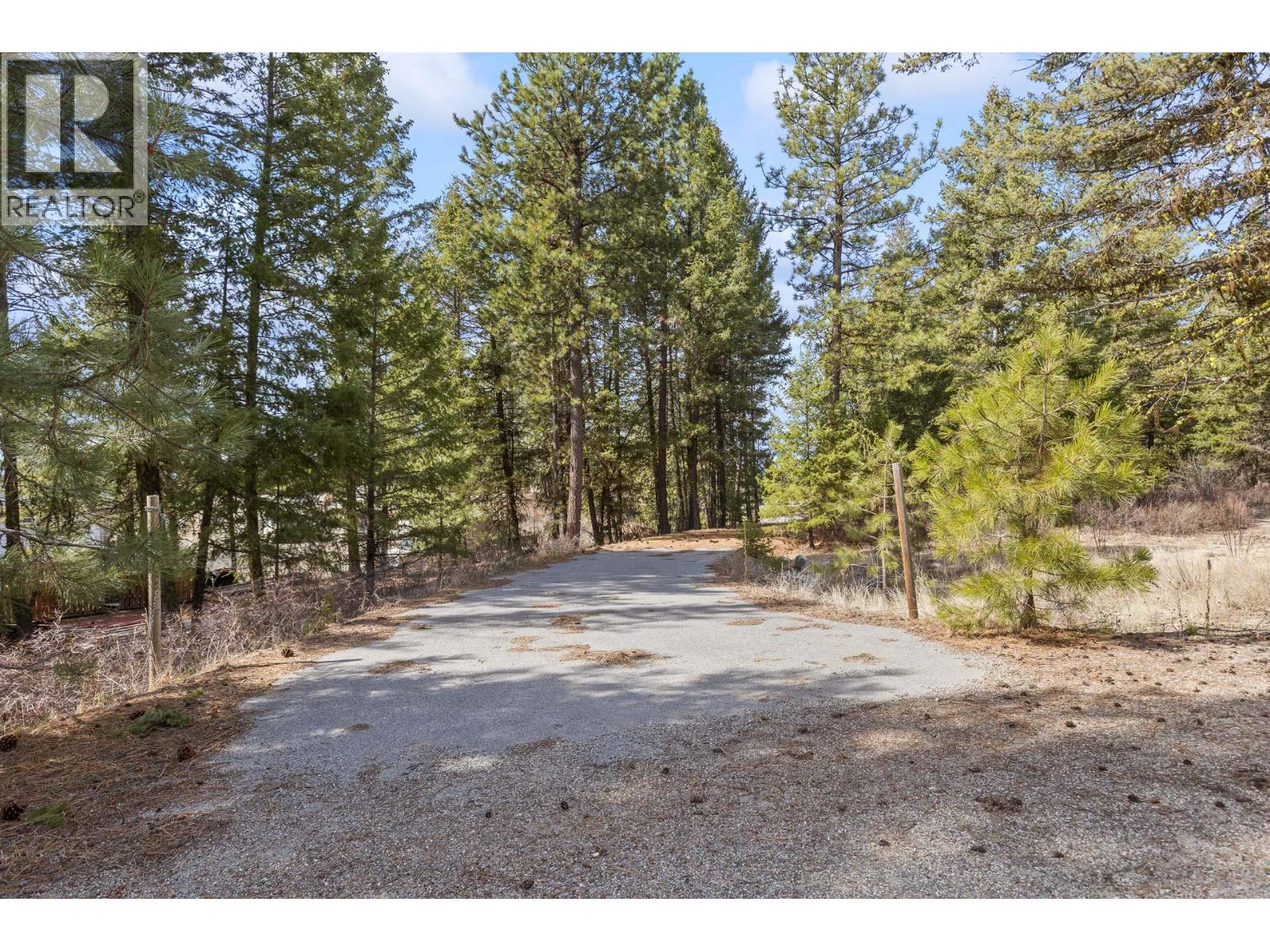 490 Wapiti Way Property Photo 11