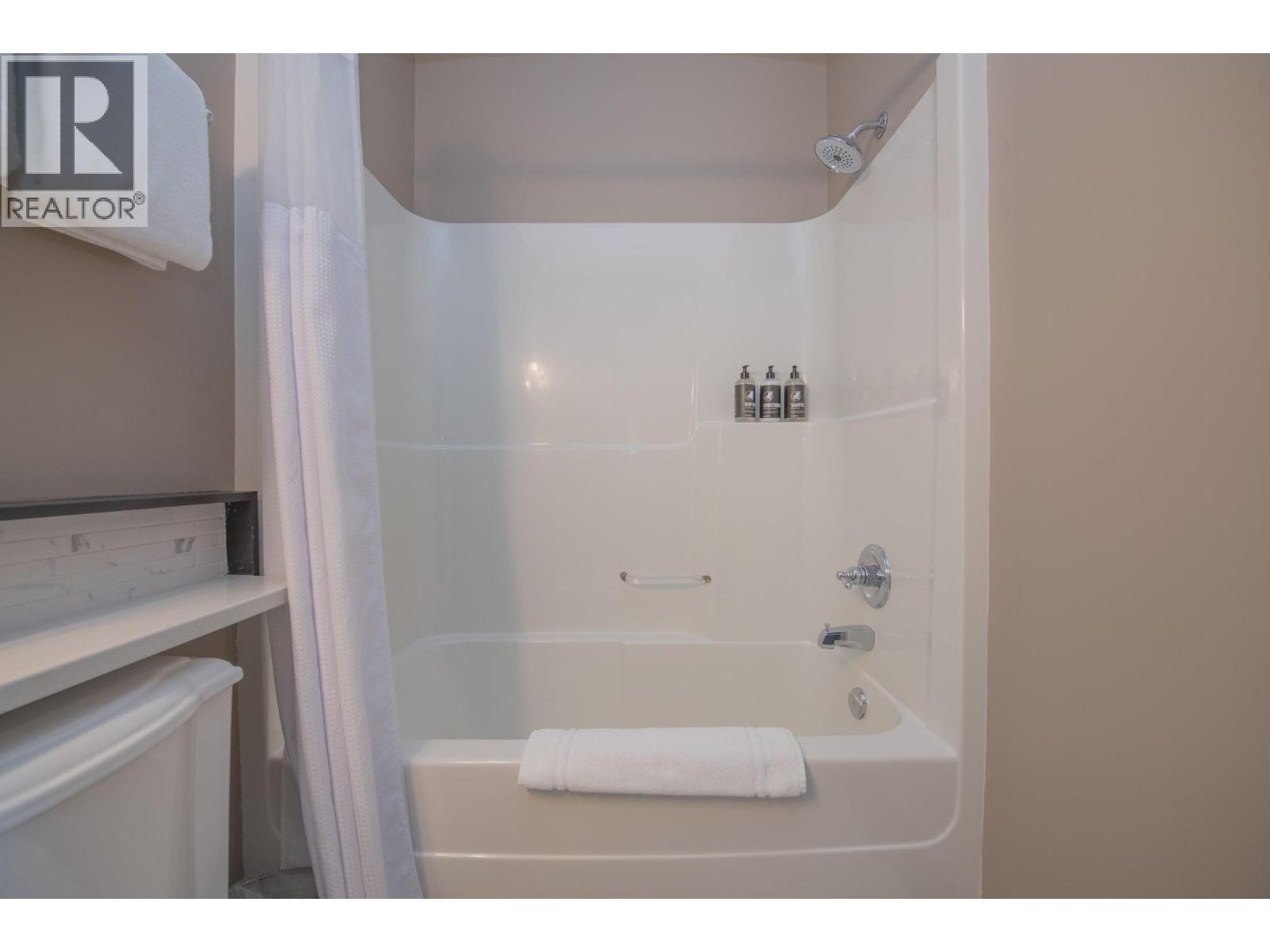 272 Chicopee Road Unit# 14a Lot# 14 Property Photo 38