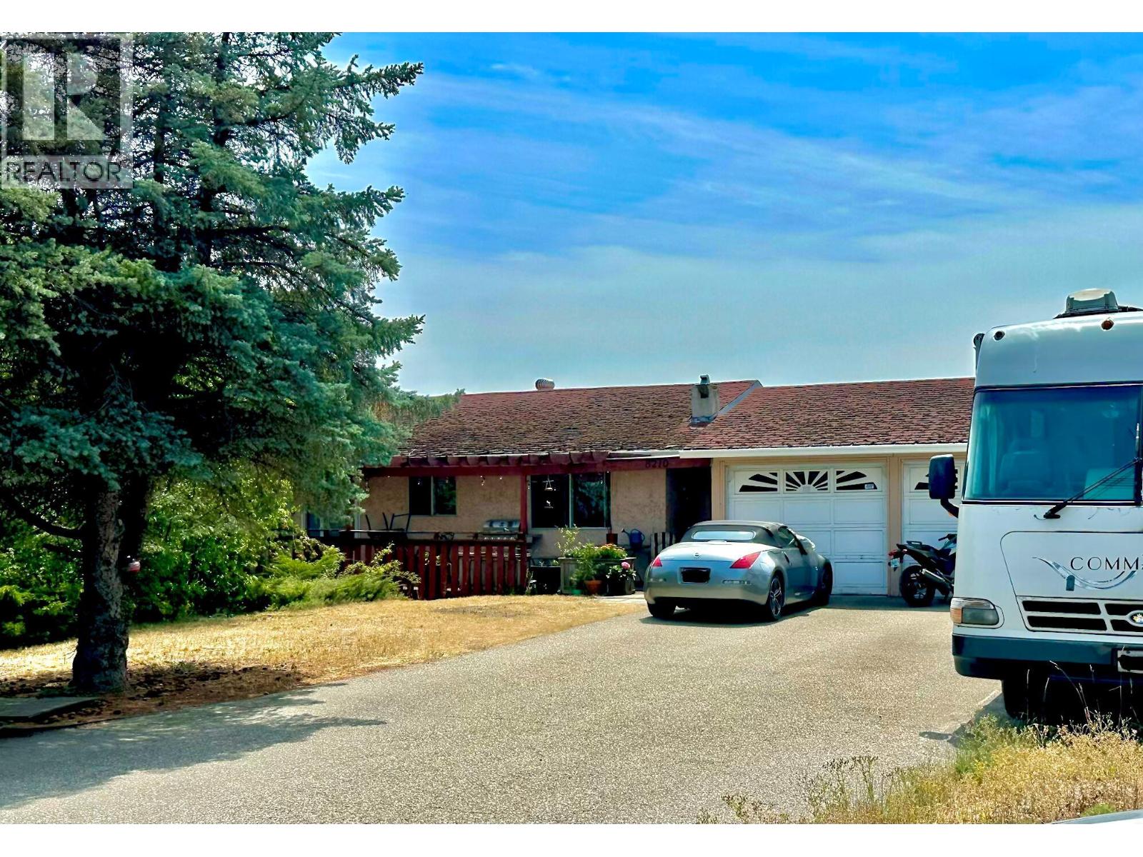8210 Okanagan Centre Road W Property Photo 4