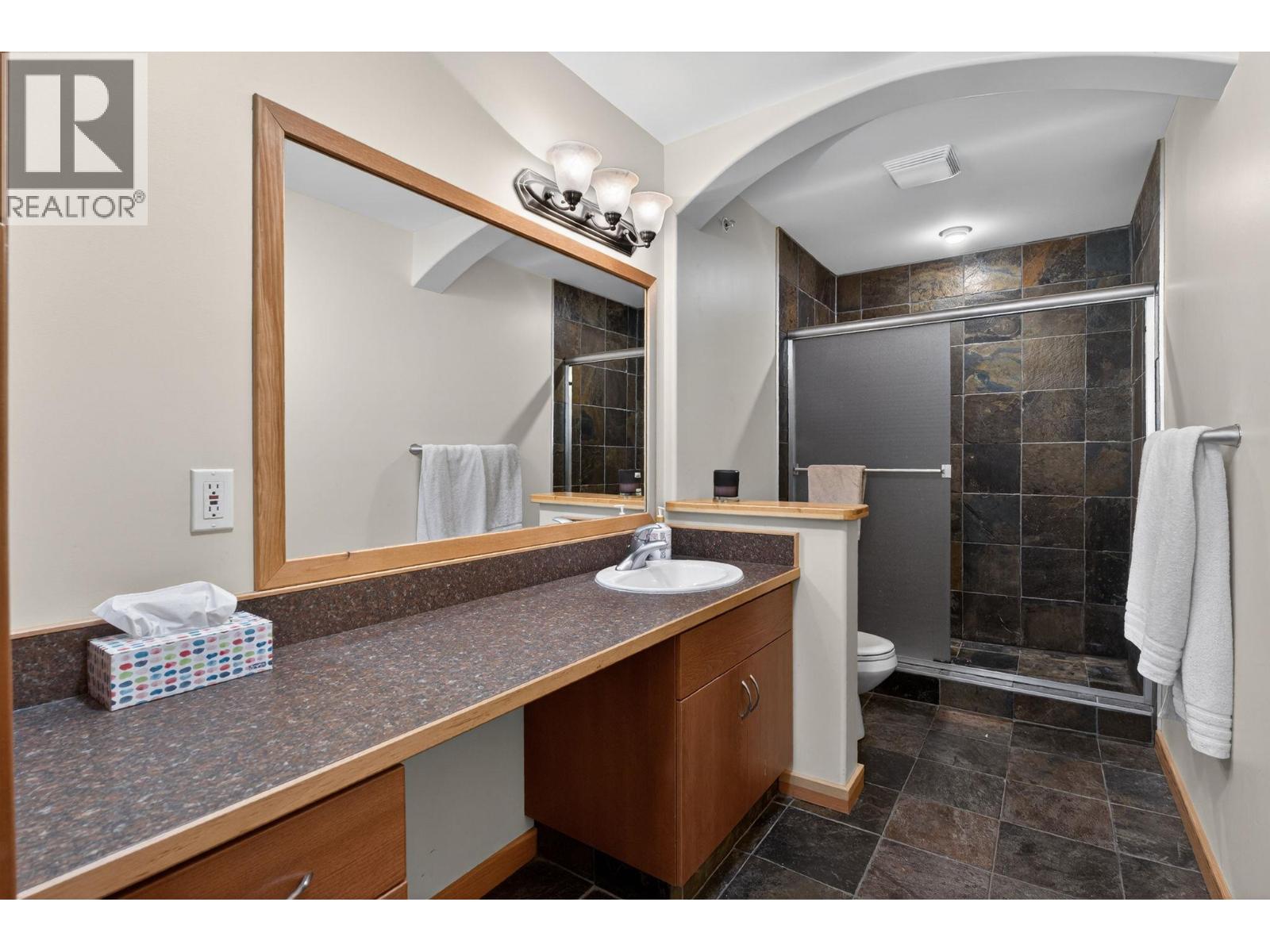 360 Strayhorse Road Unit# 19 Property Photo 6