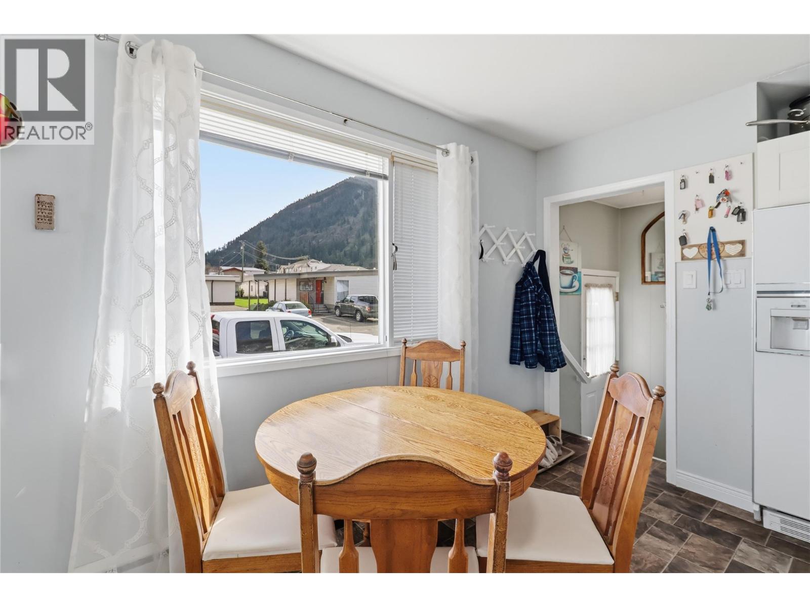 314 Willson Street Property Photo 10
