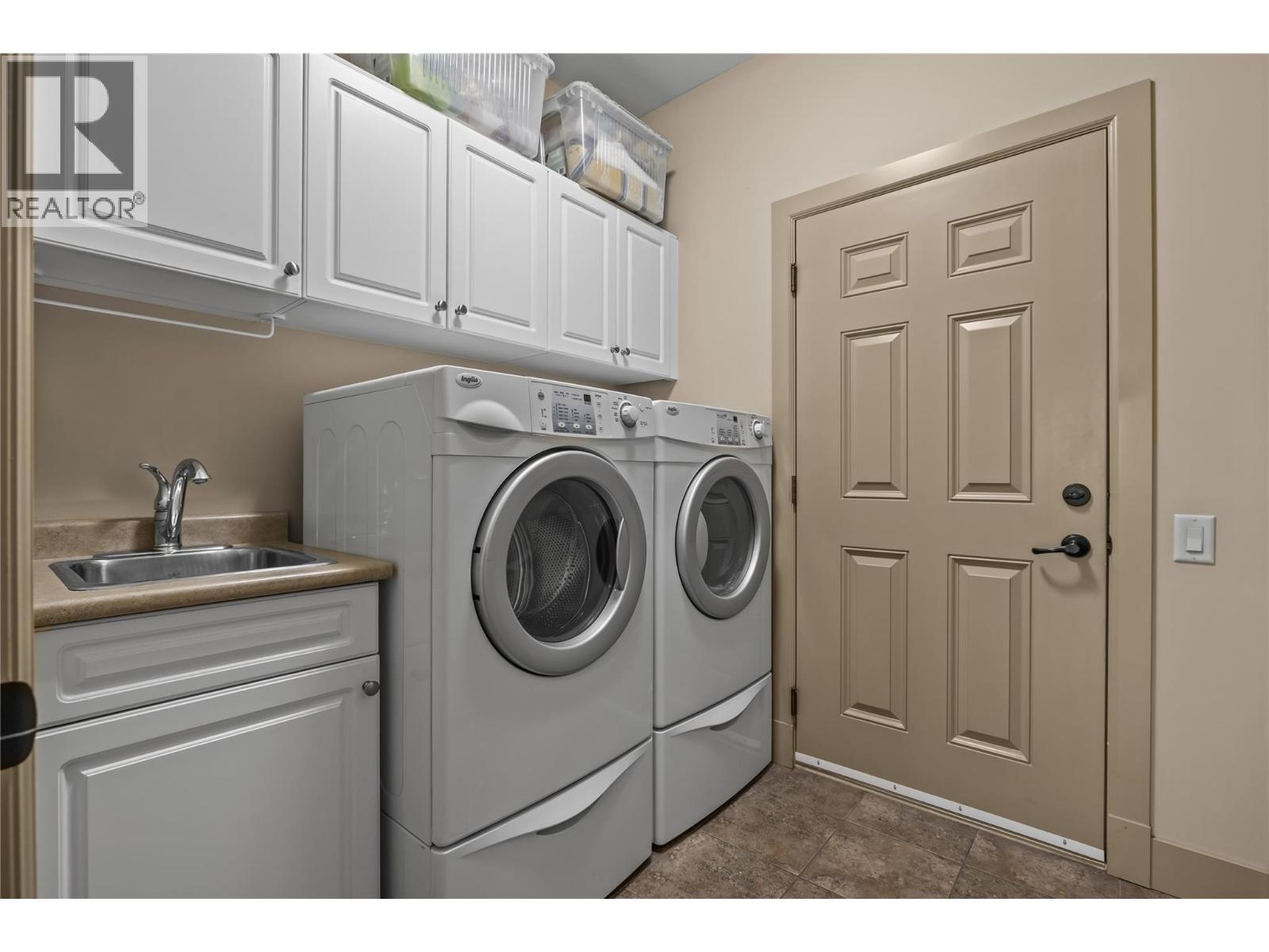 2233 Terrero Place Property Photo 33