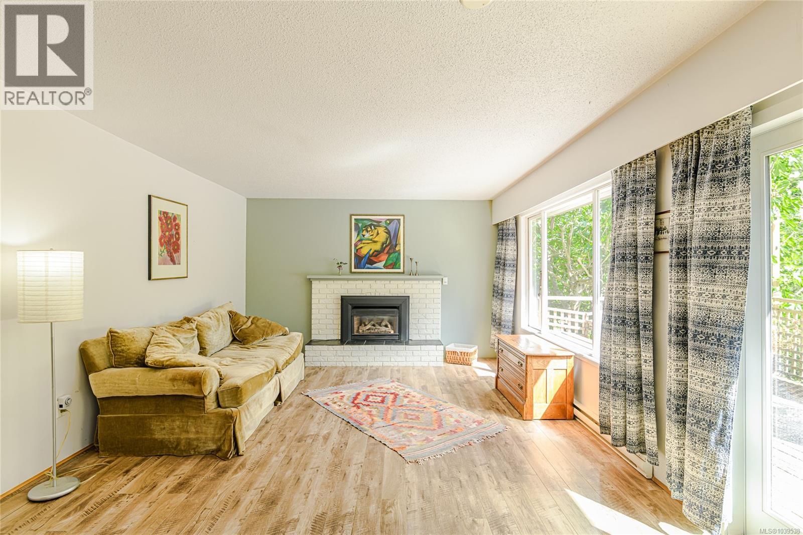 201 Harrison Ave Property Photo 14