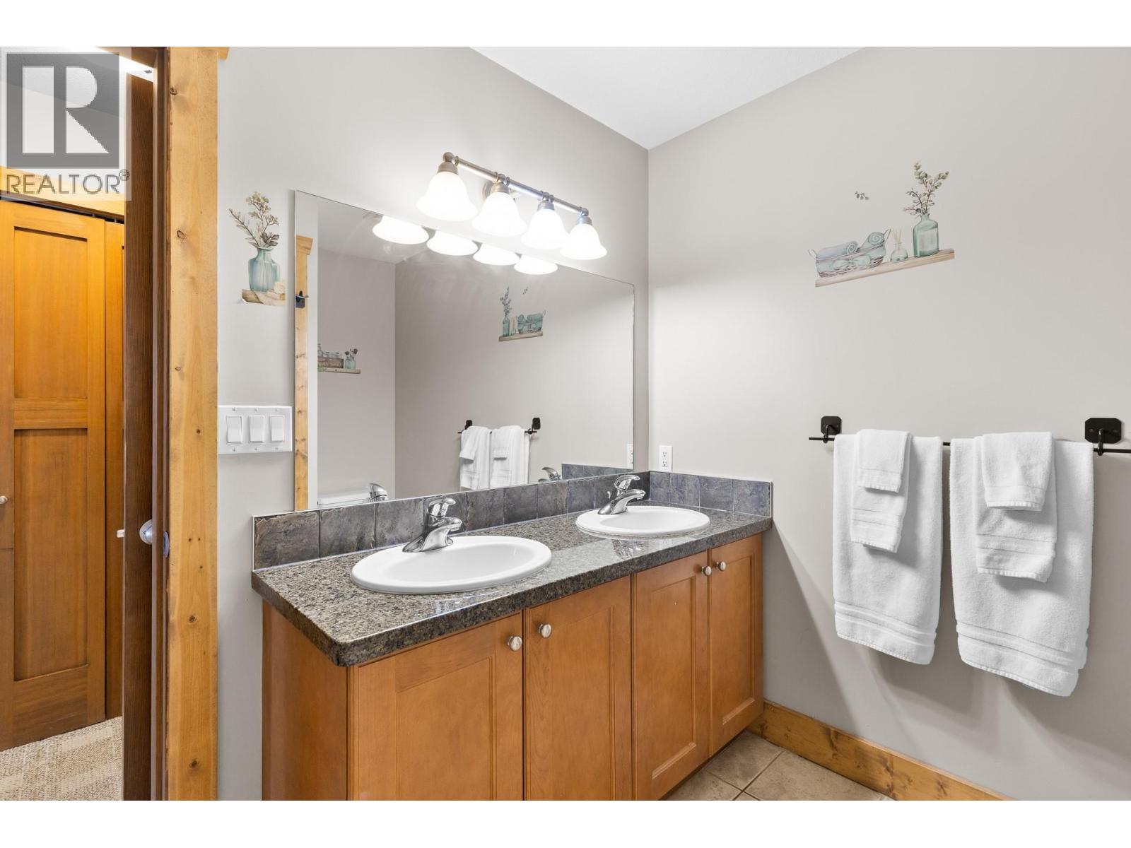 5401 Lakeshore Drive Unit# 109 Property Photo 47