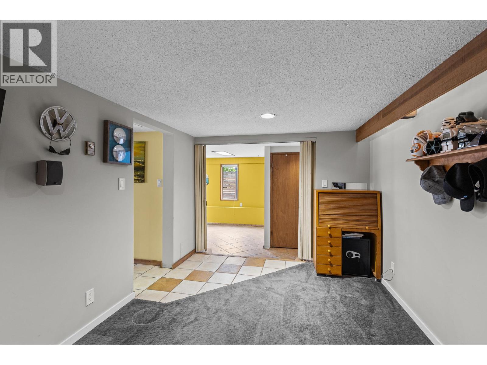 353 Clifton Road S Property Photo 17