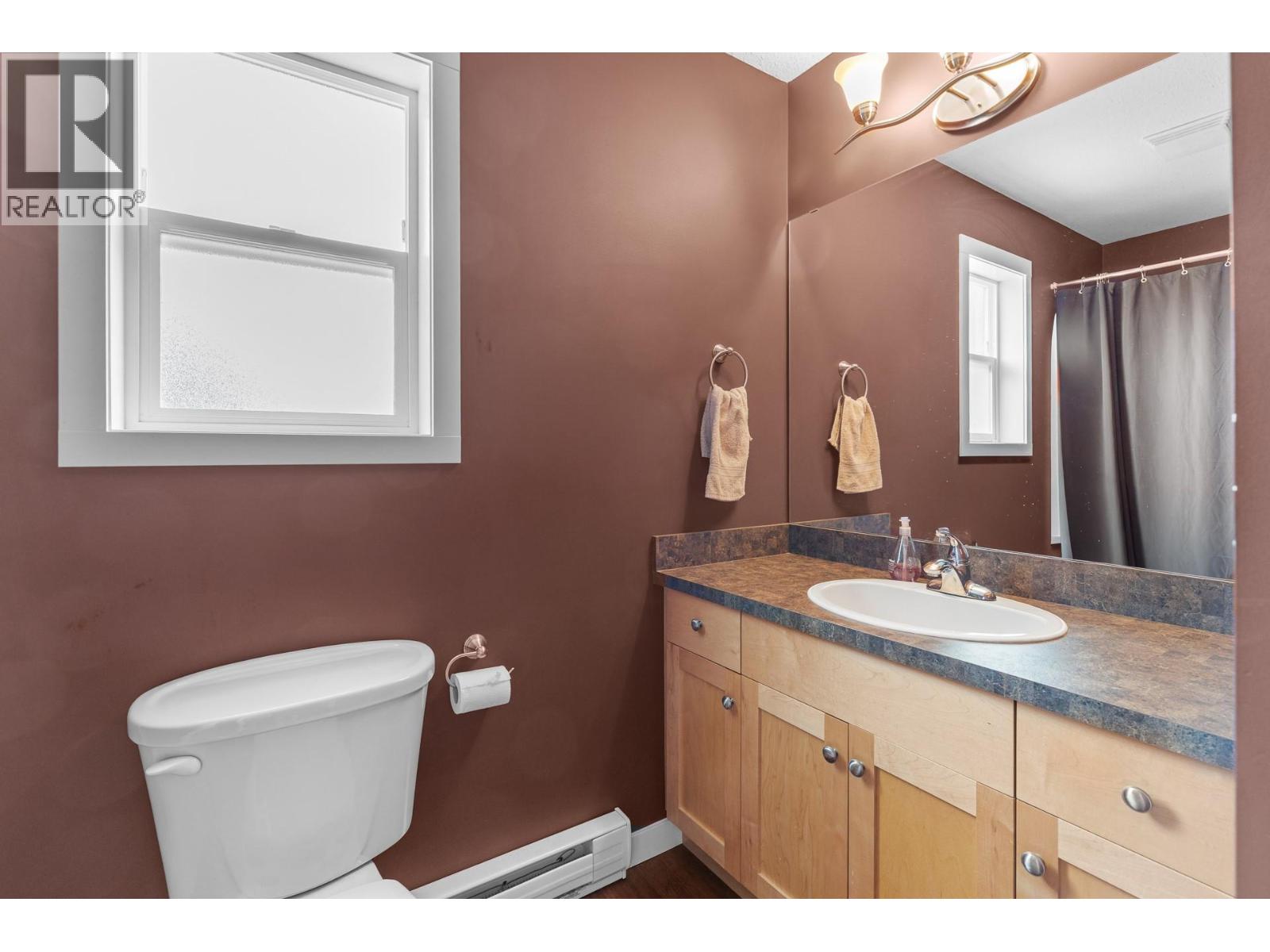 353 Clifton Road S Property Photo 25