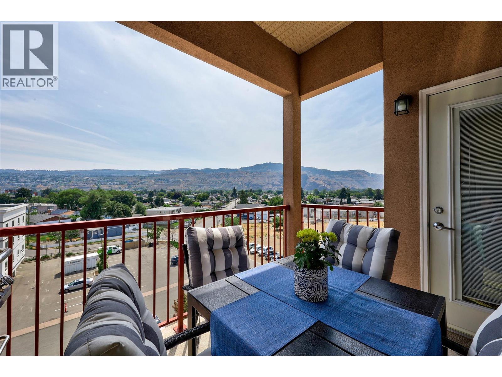 689 Tranquille Road Unit# 606 Property Photo 13