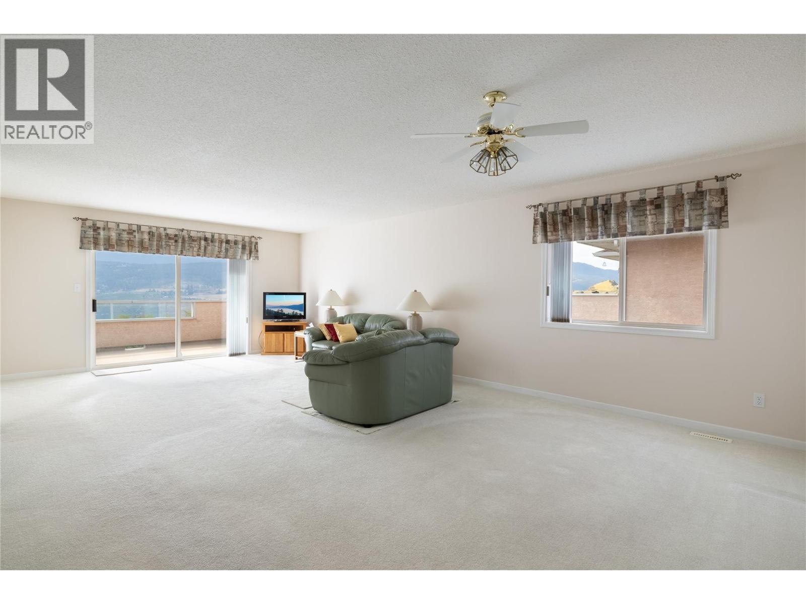 8770 Clerke Road Property Photo 4