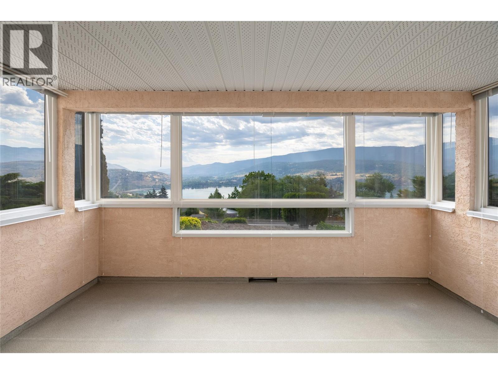 8770 Clerke Road Property Photo 21