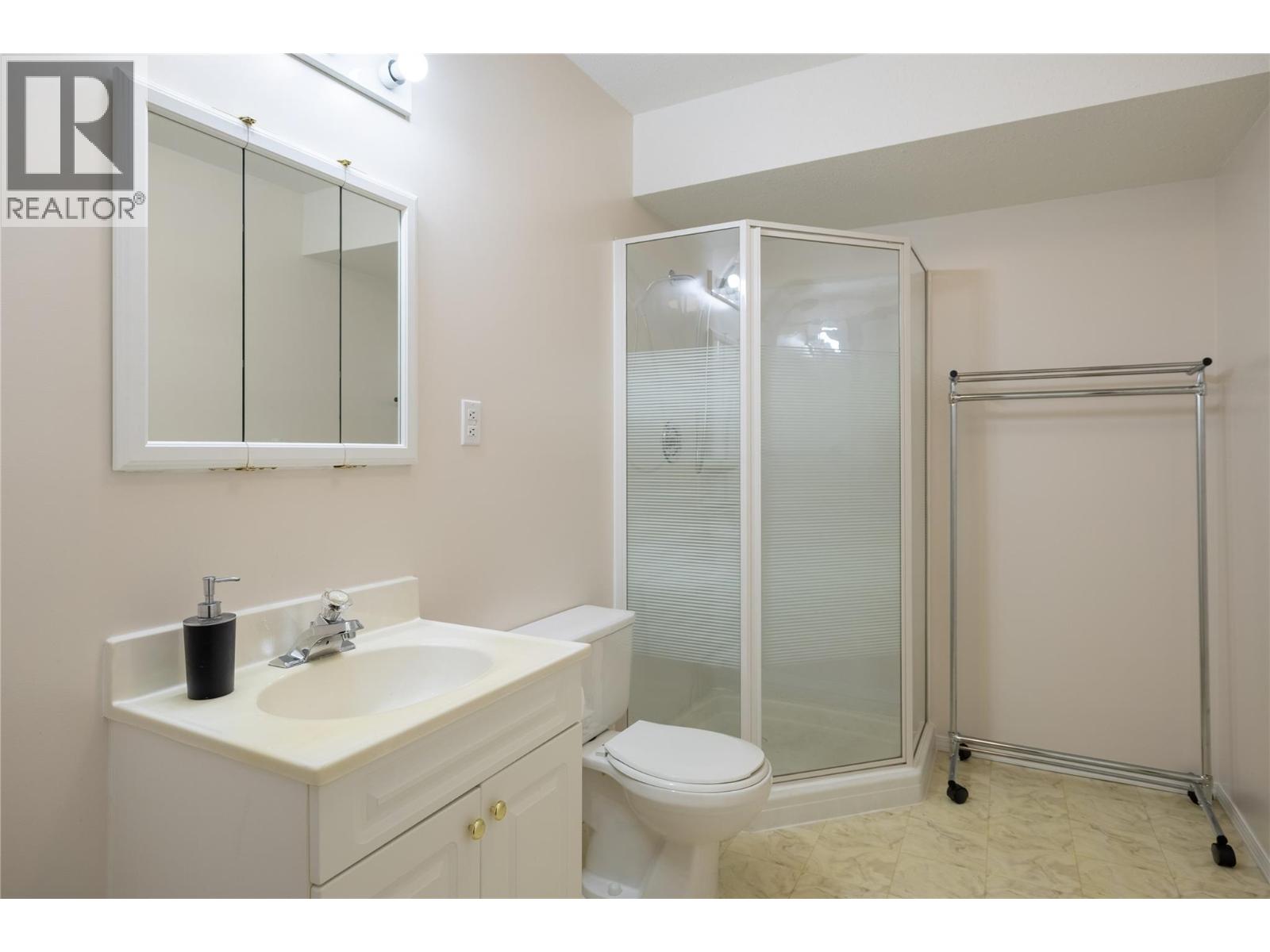 8770 Clerke Road Property Photo 25