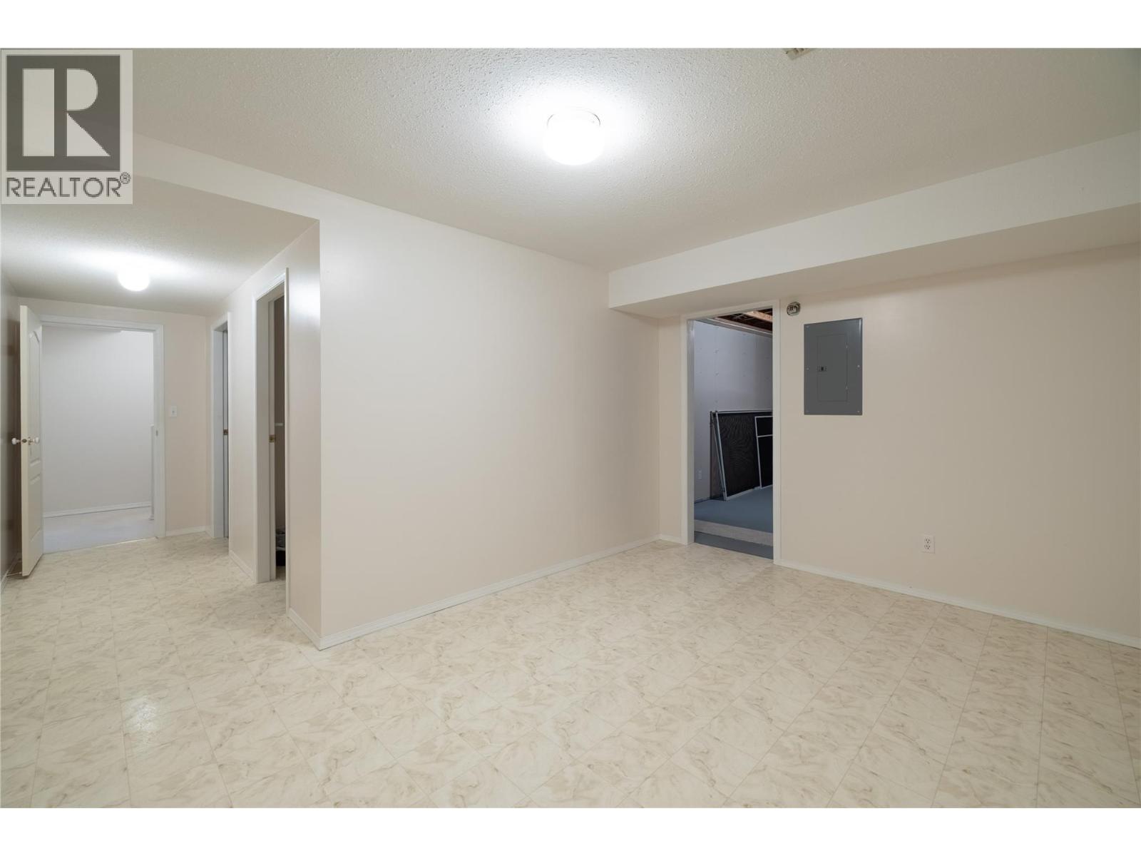 8770 Clerke Road Property Photo 28