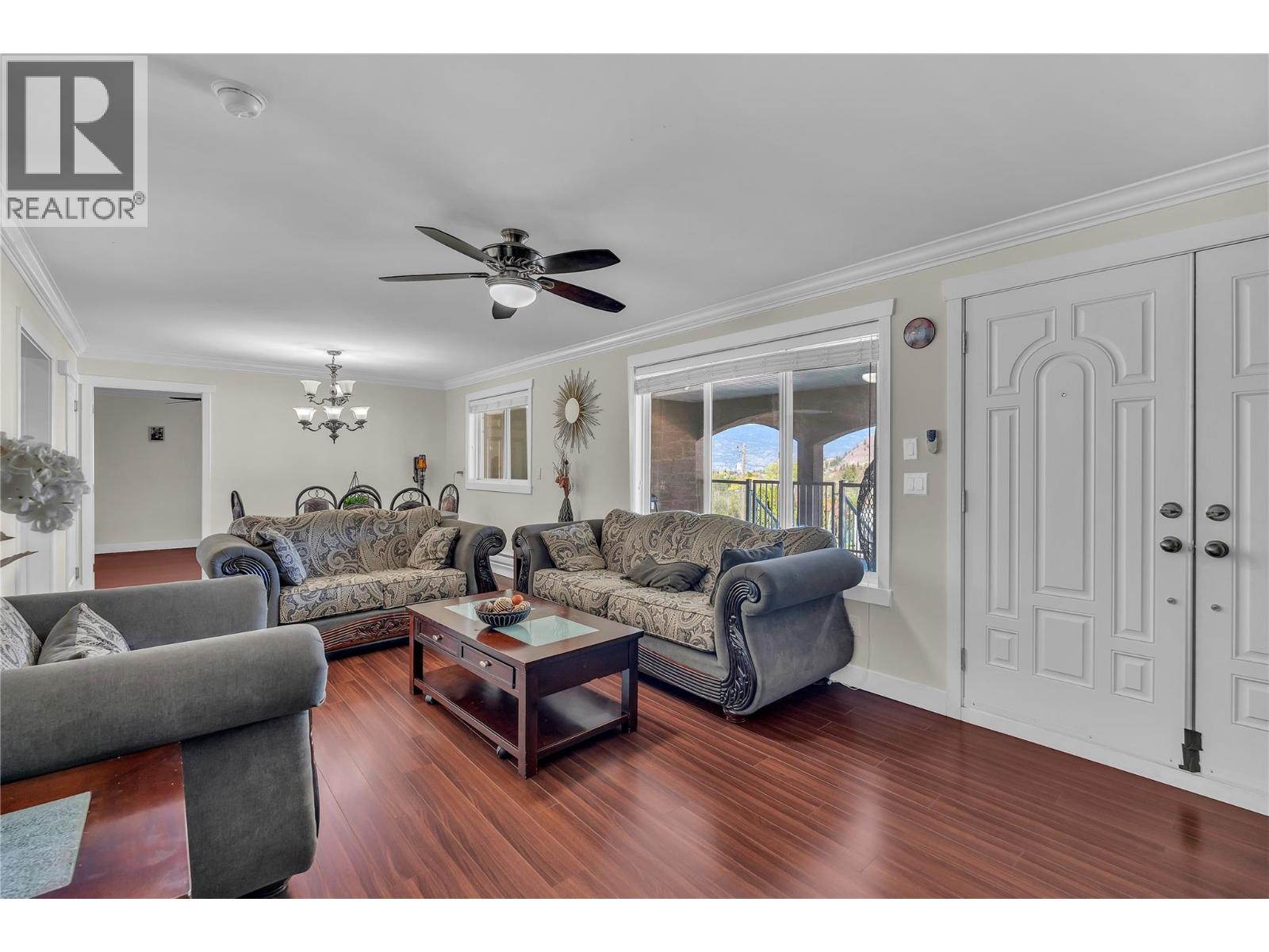 9820 Rippen Avenue Property Photo 18