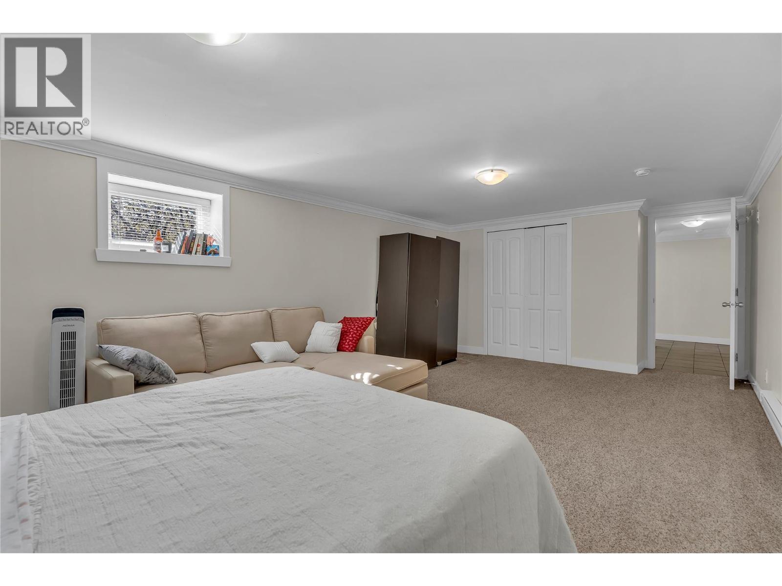 9820 Rippen Avenue Property Photo 33