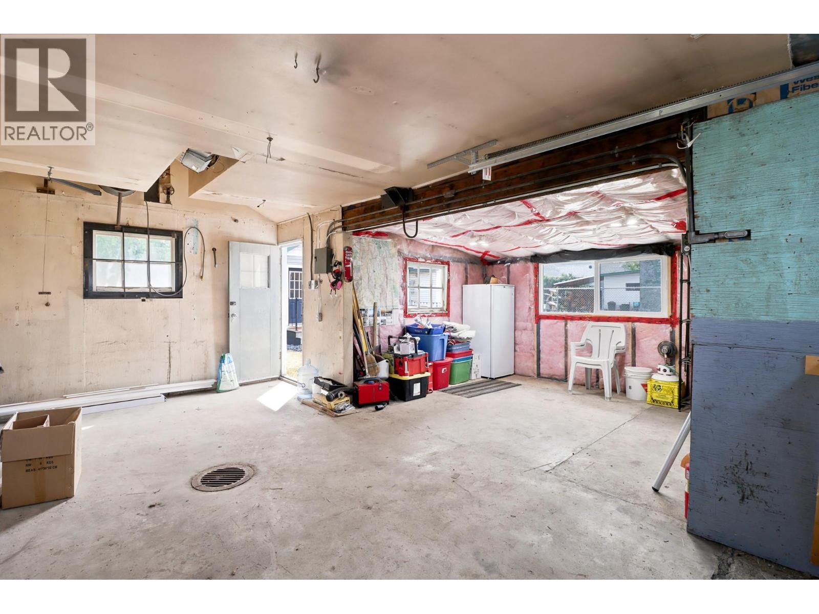 225 14 Avenue N Property Photo 40
