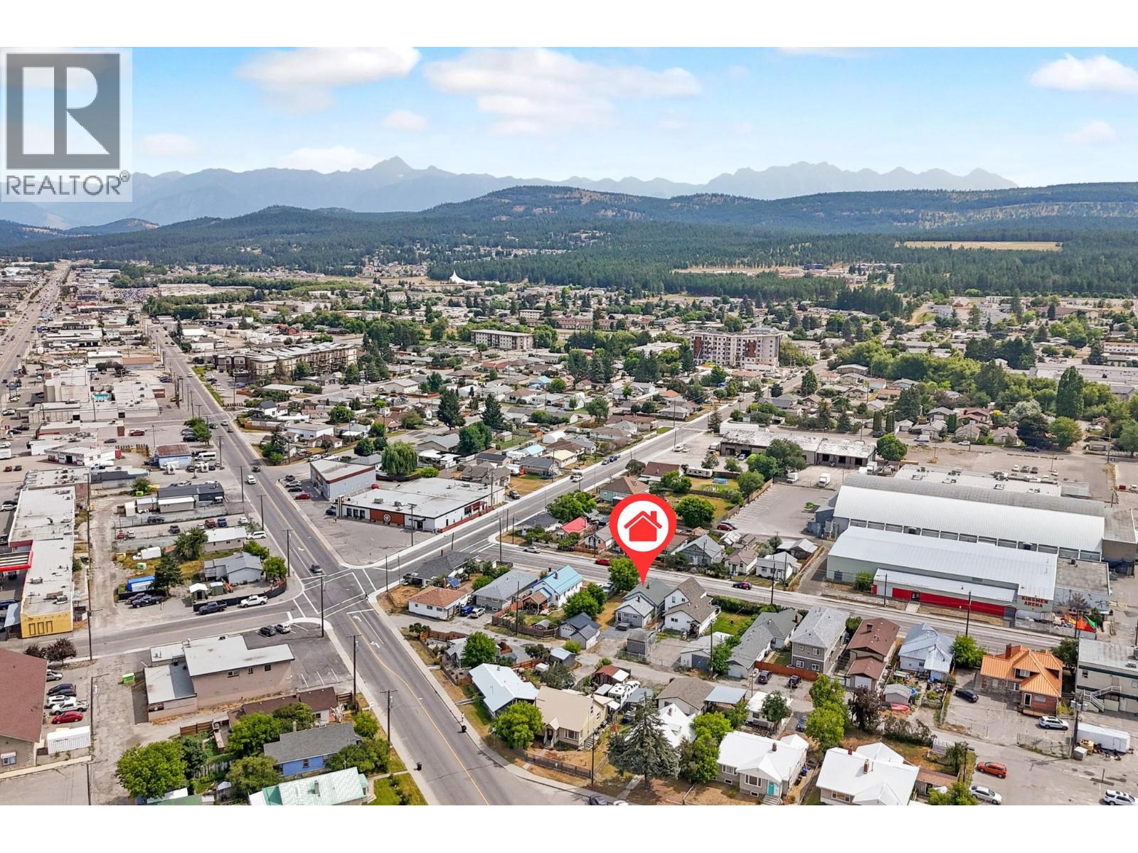 225 14 Avenue N Property Photo 42
