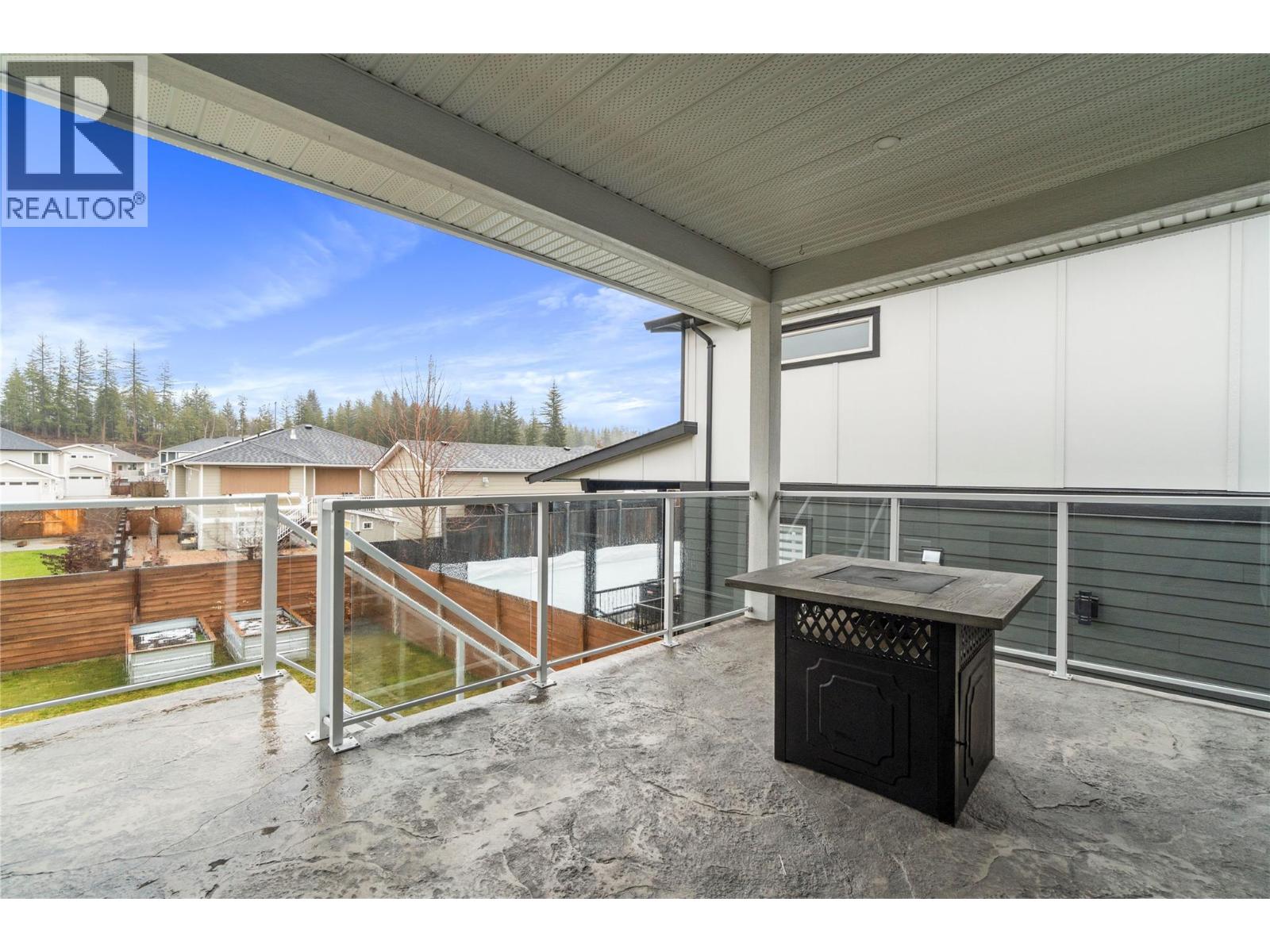2251 14 Avenue Se Property Photo 13