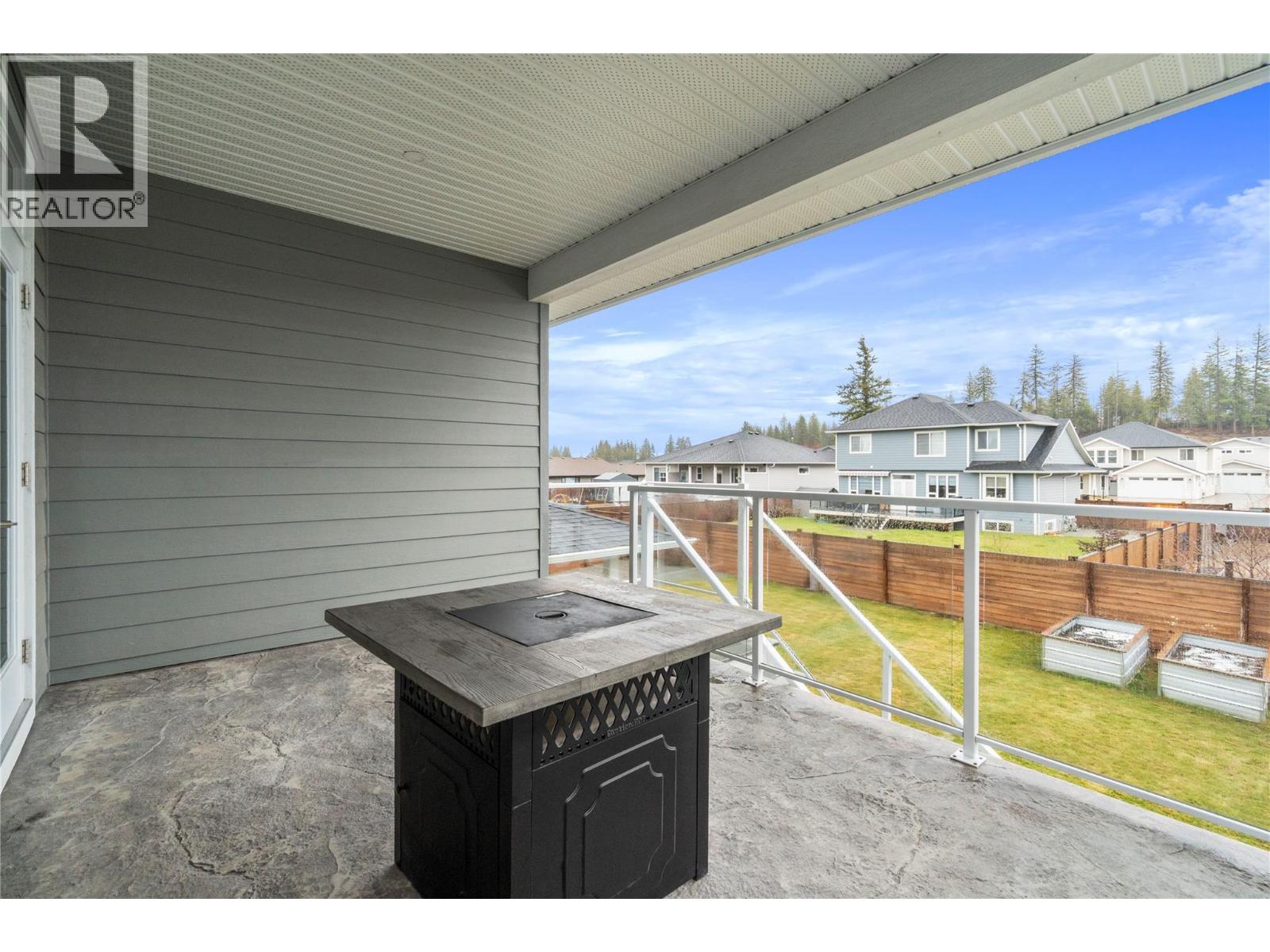 2251 14 Avenue Se Property Photo 14