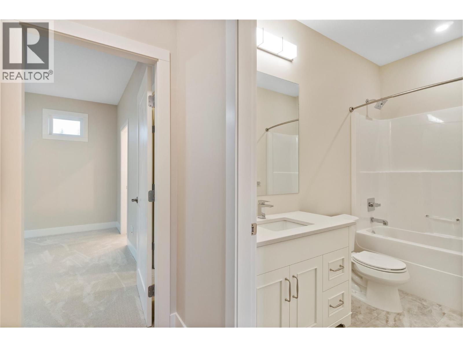 2251 14 Avenue Se Property Photo 40