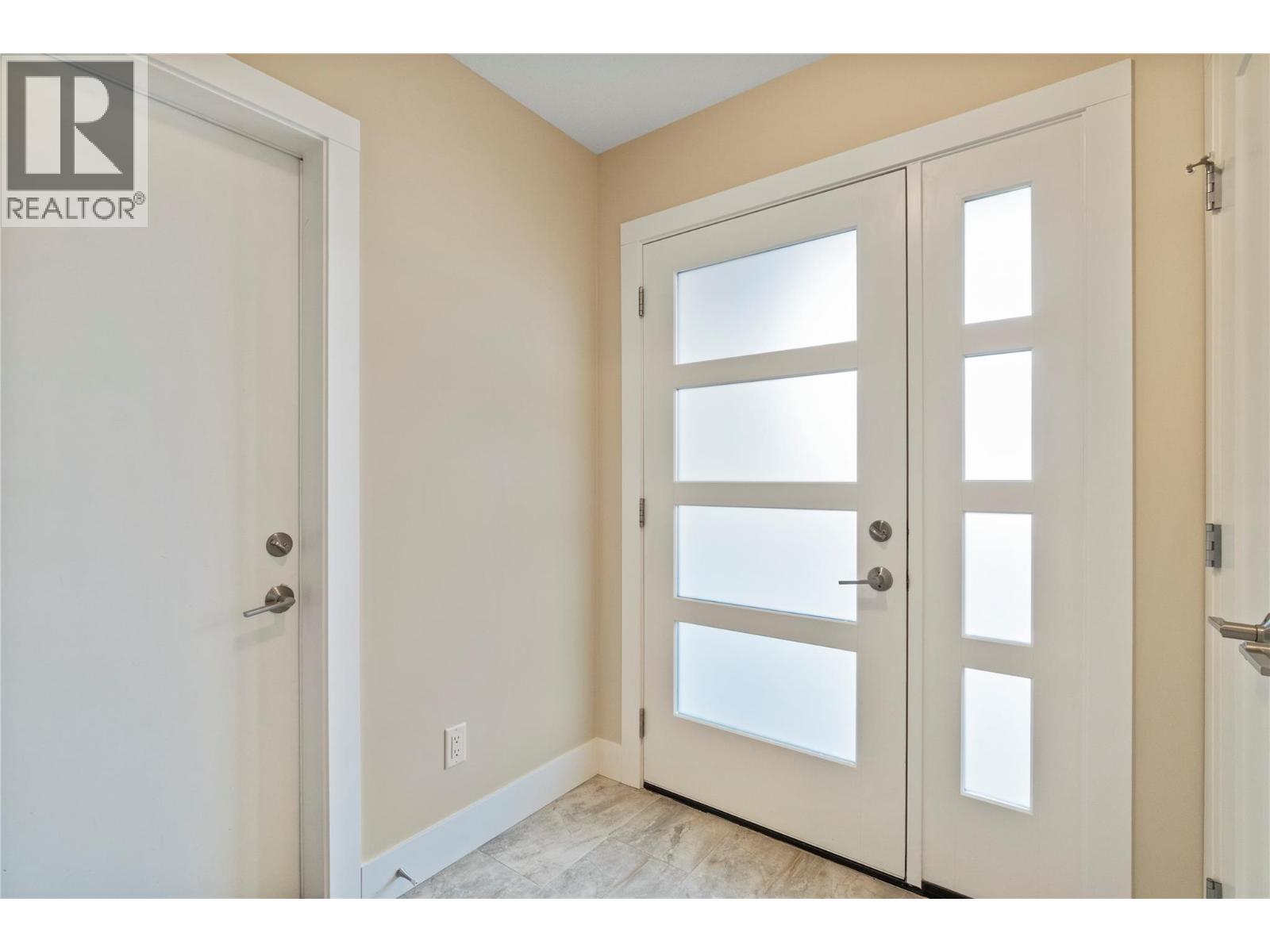 2251 14 Avenue Se Property Photo 50