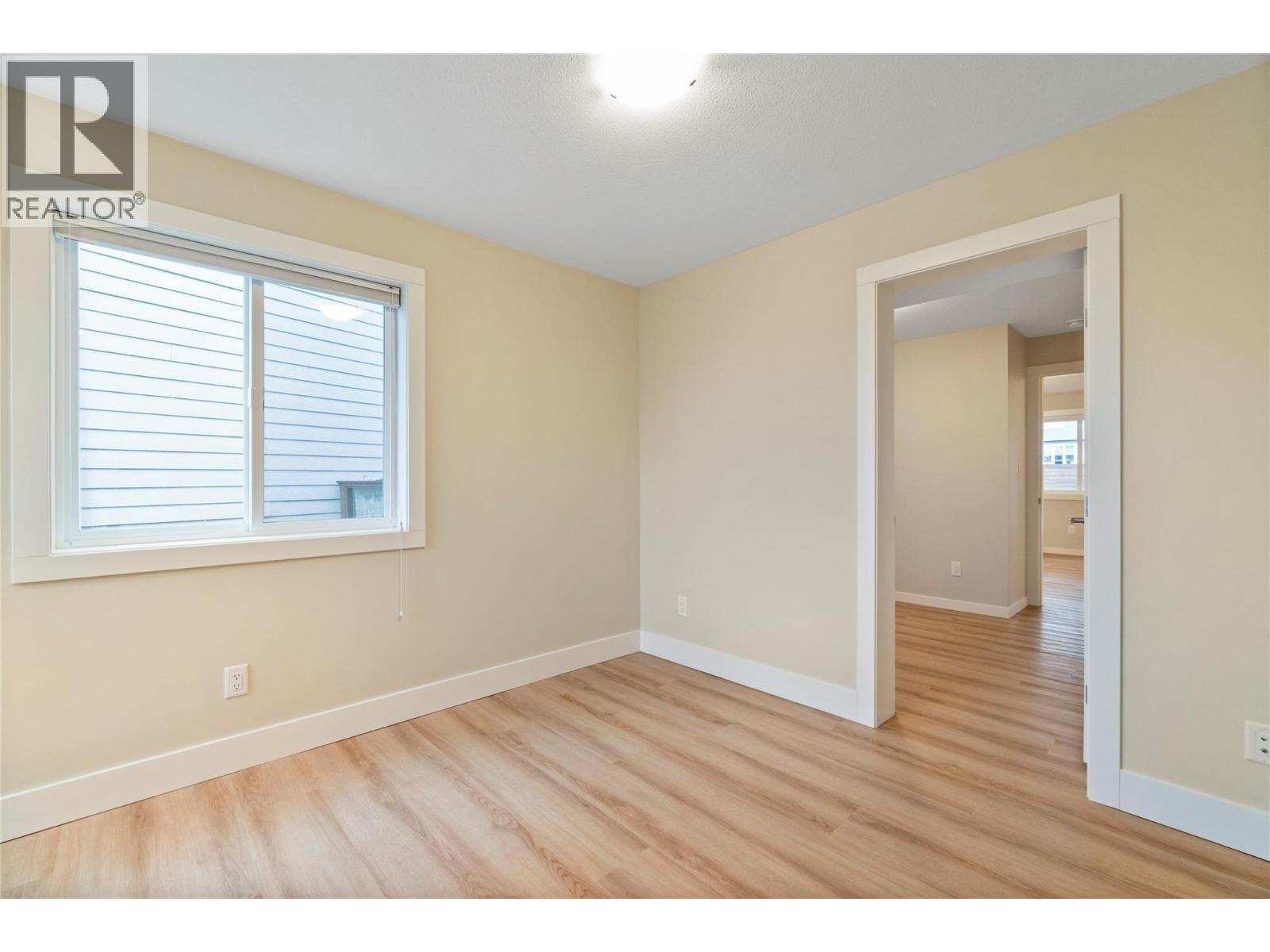 2251 14 Avenue Se Property Photo 52