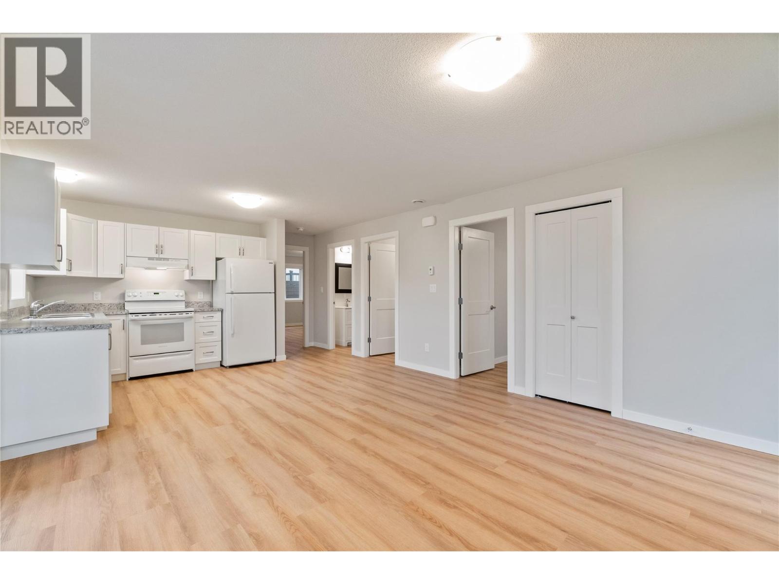 2251 14 Avenue Se Property Photo 57