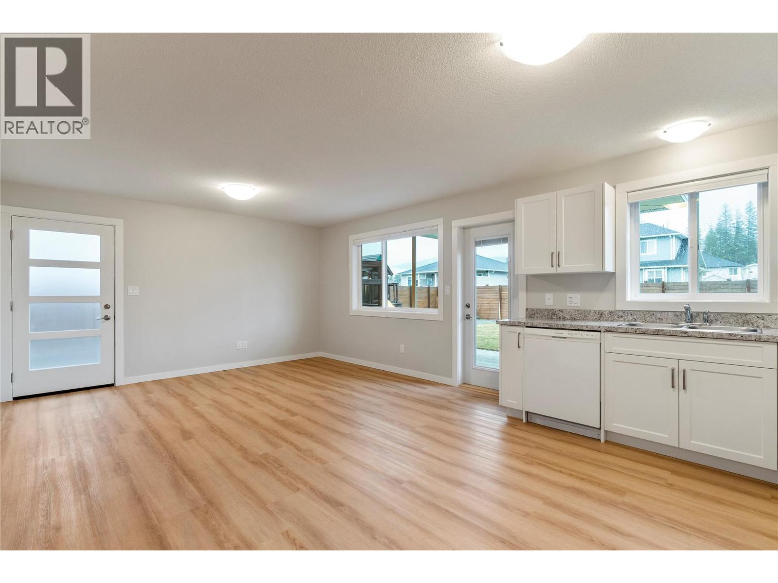 2251 14 Avenue Se Property Photo 60