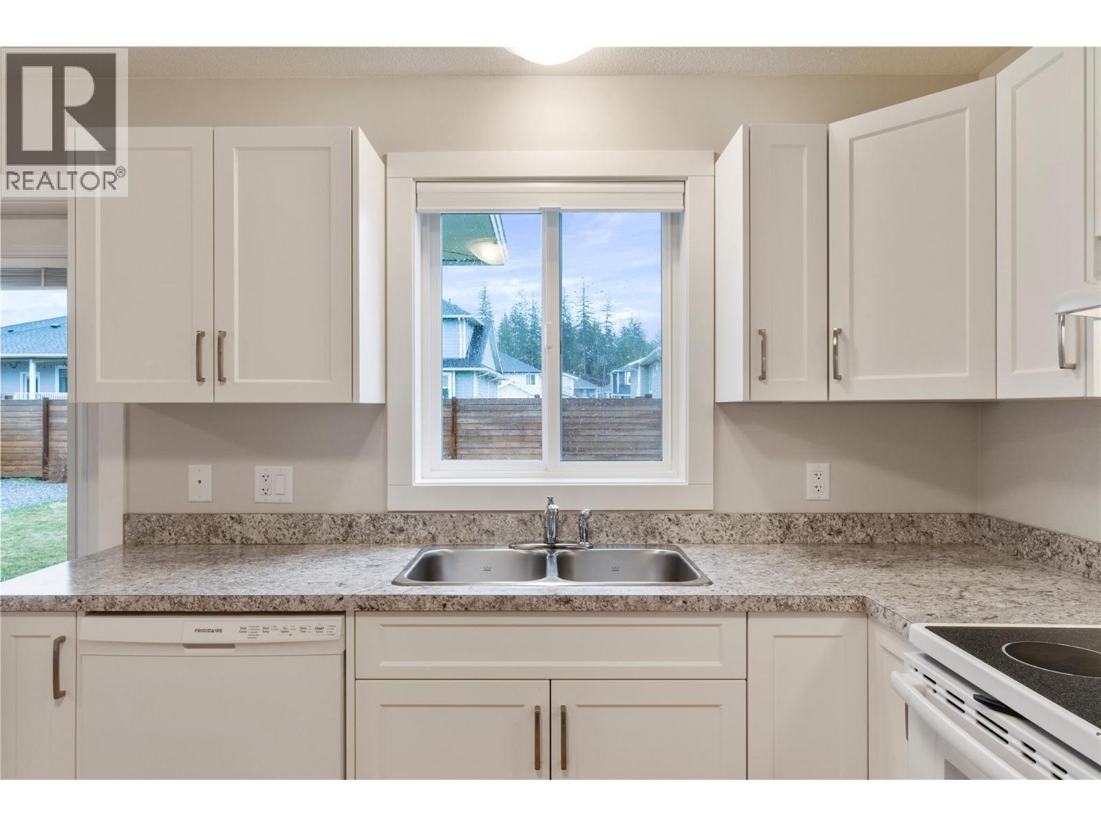 2251 14 Avenue Se Property Photo 61
