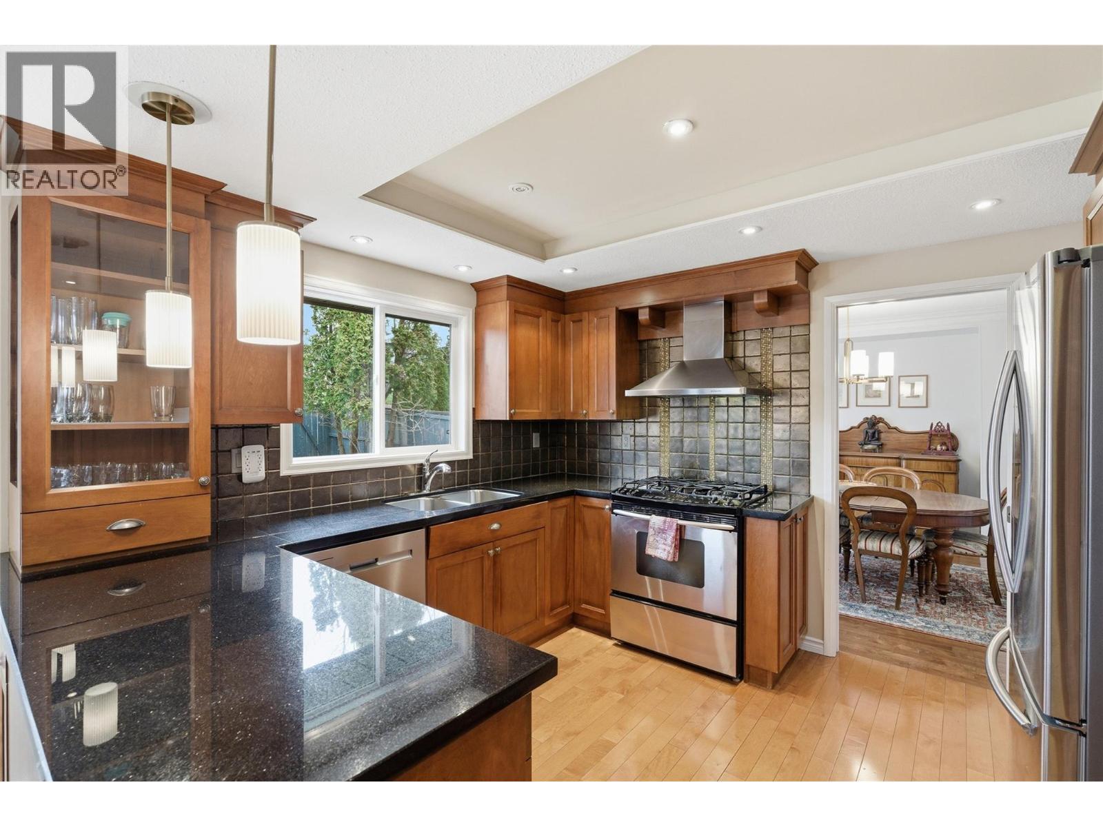 413 Robson Drive Property Photo 14