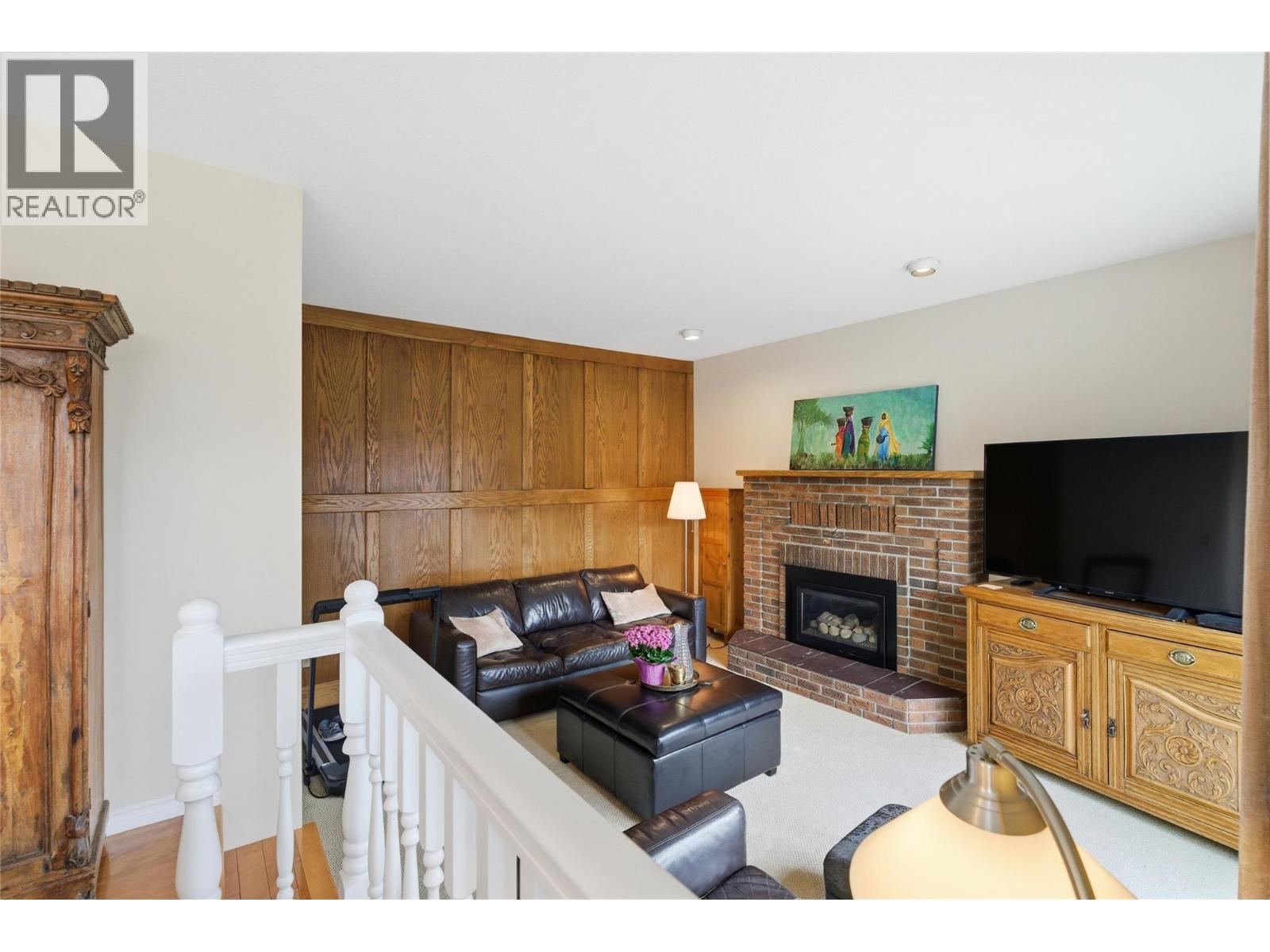 413 Robson Drive Property Photo 23