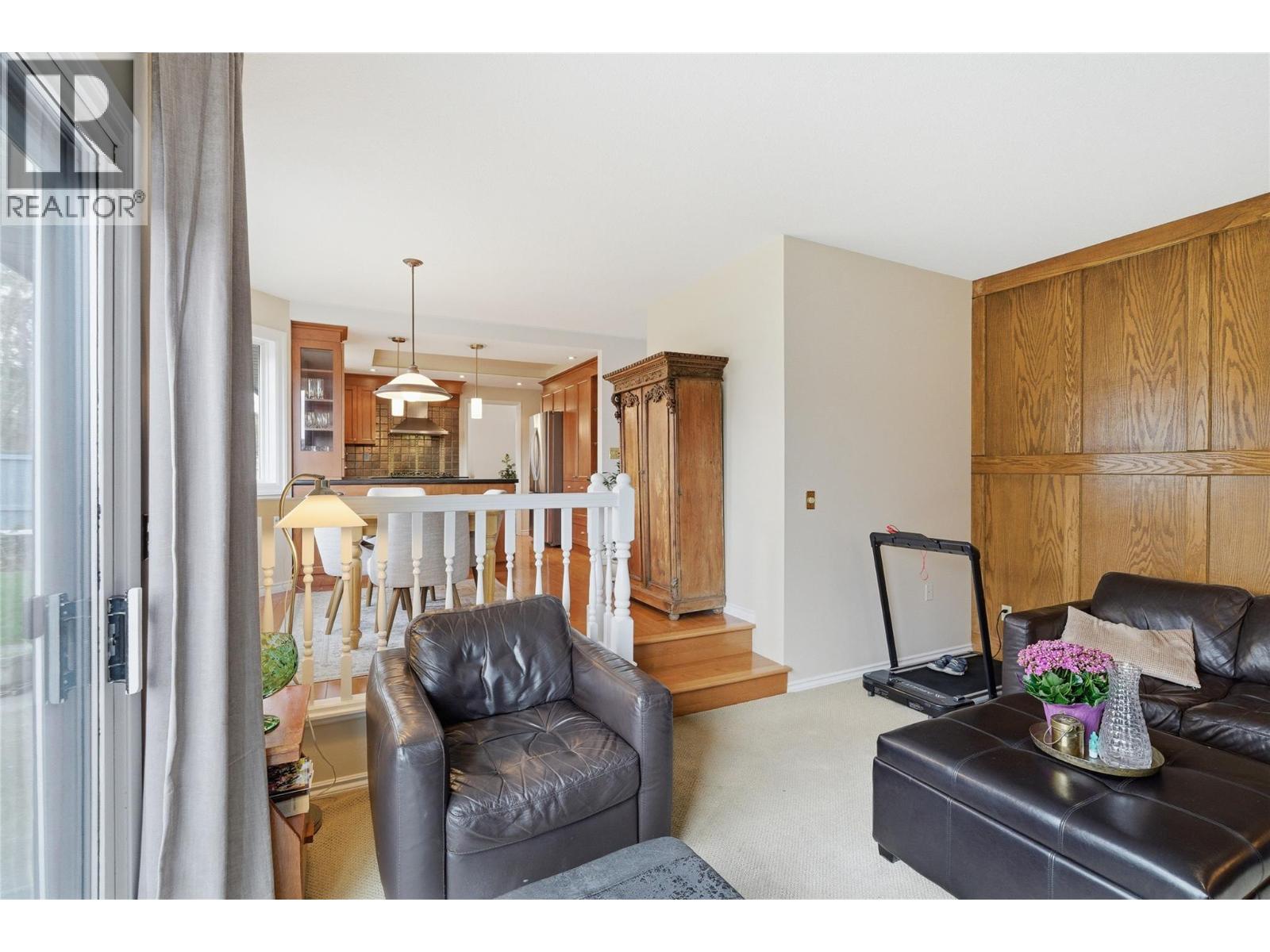 413 Robson Drive Property Photo 27