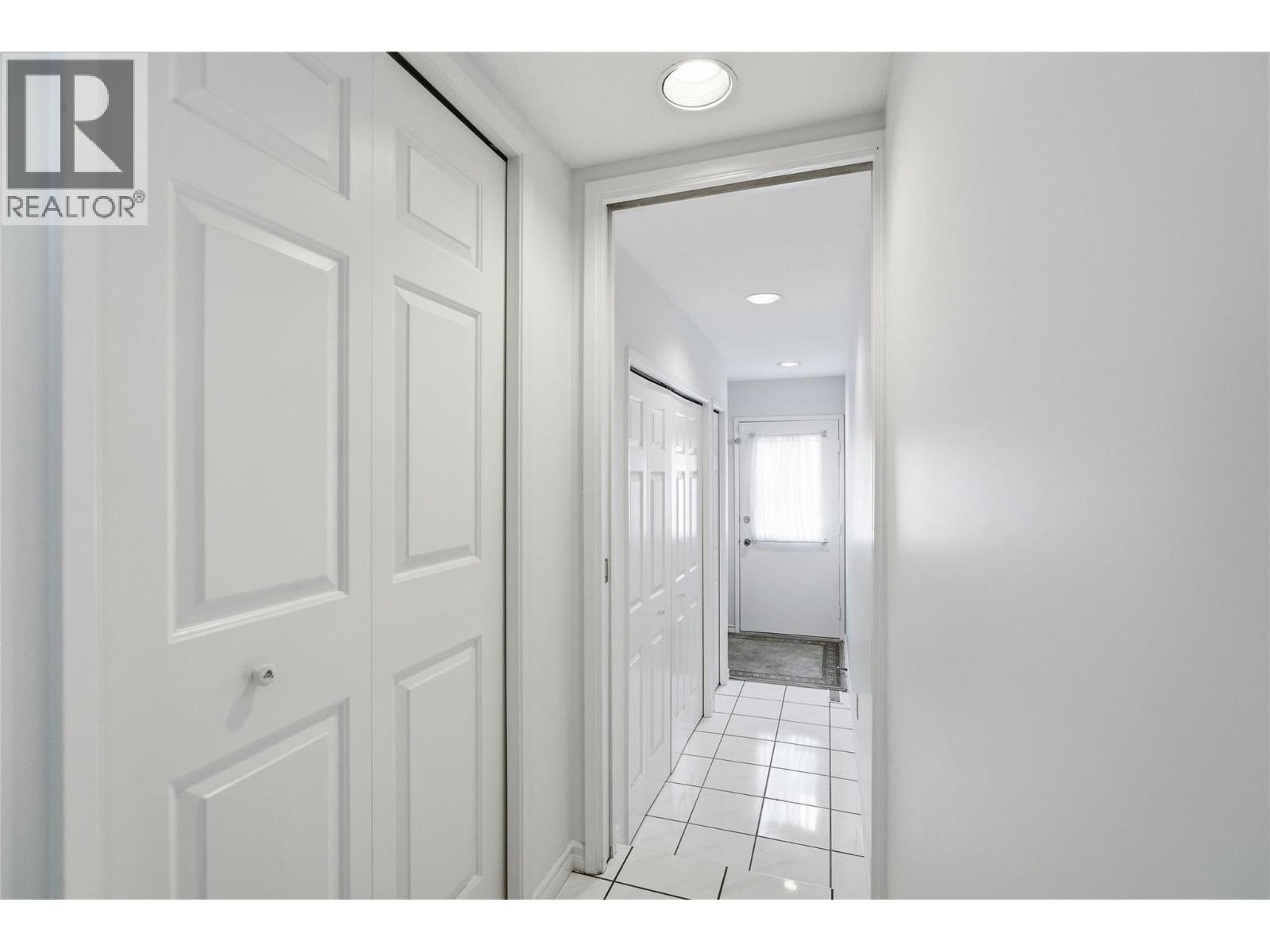 413 Robson Drive Property Photo 36