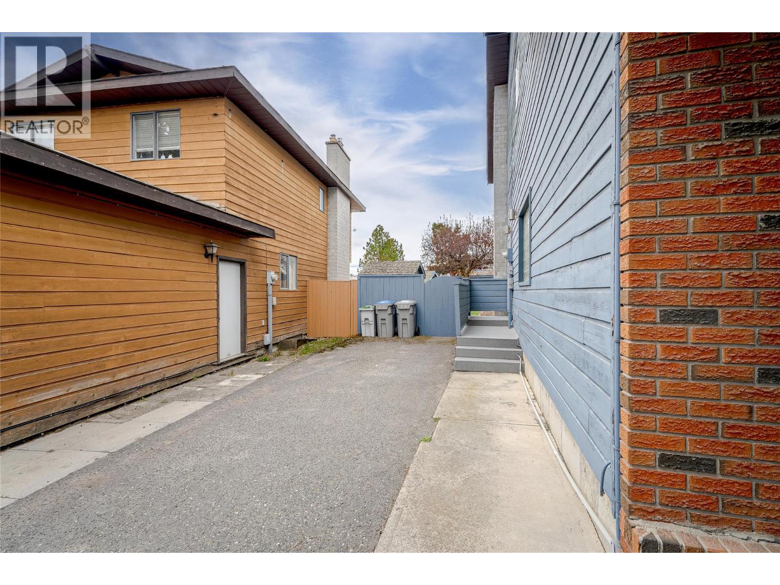 413 Robson Drive Property Photo 76