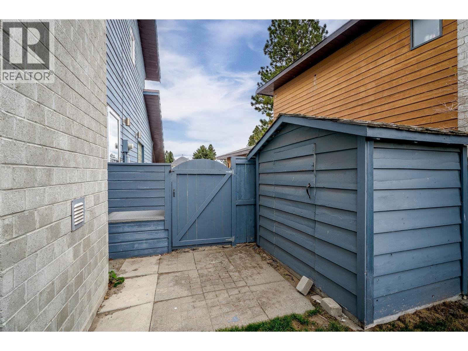 413 Robson Drive Property Photo 77