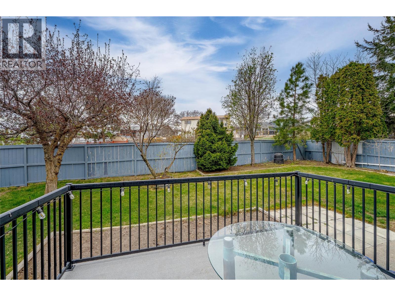 413 Robson Drive Property Photo 82