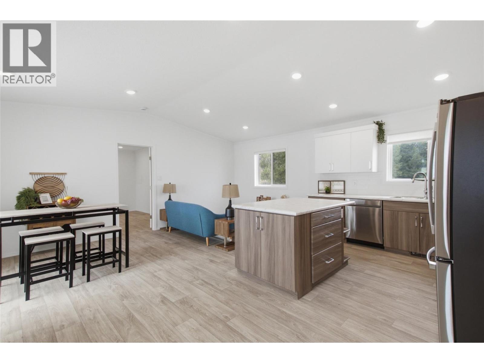 235 Aylmer Road Unit# 30 Lot# 30 Property Photo 3
