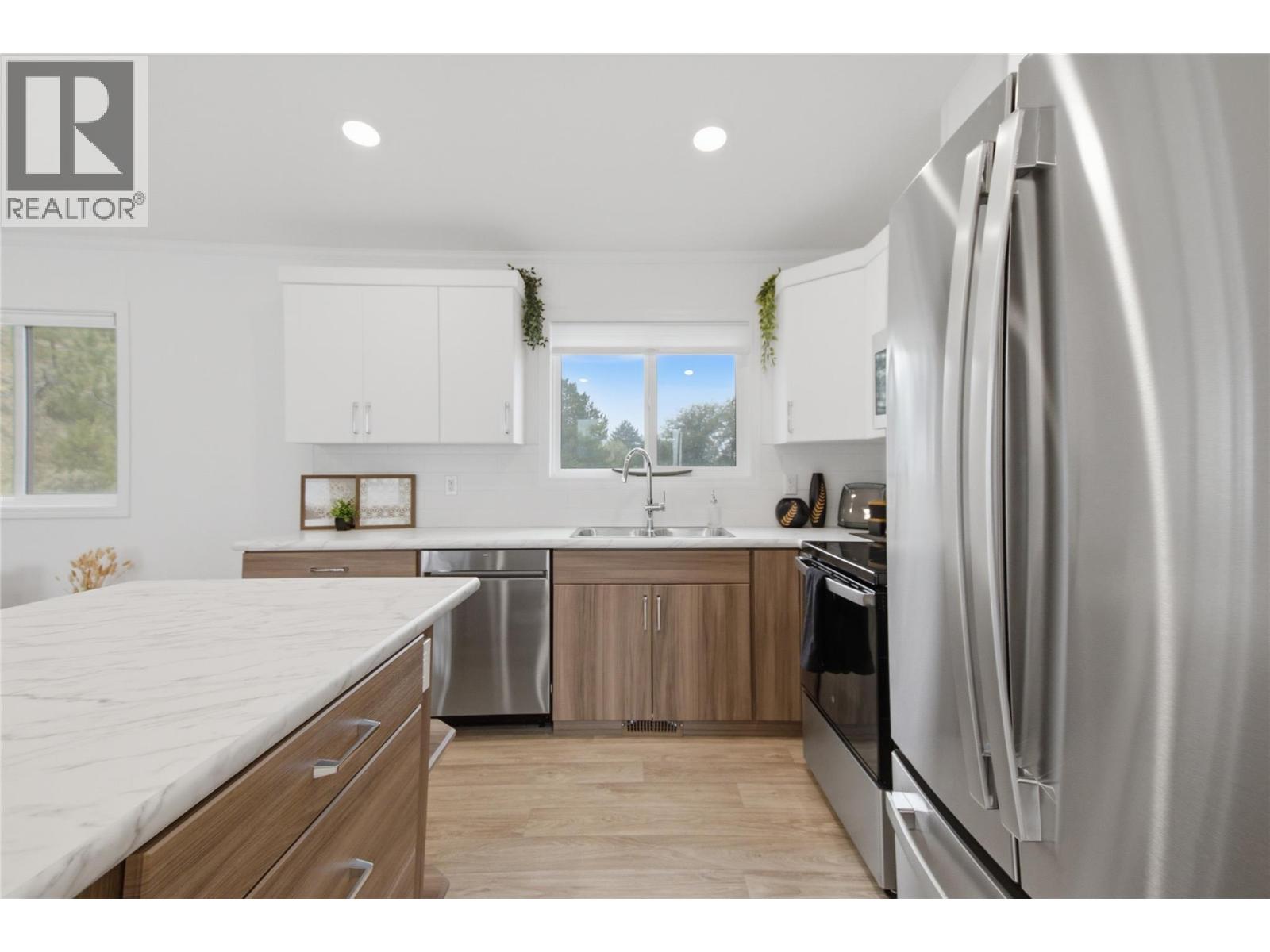 235 Aylmer Road Unit# 30 Lot# 30 Property Photo 6