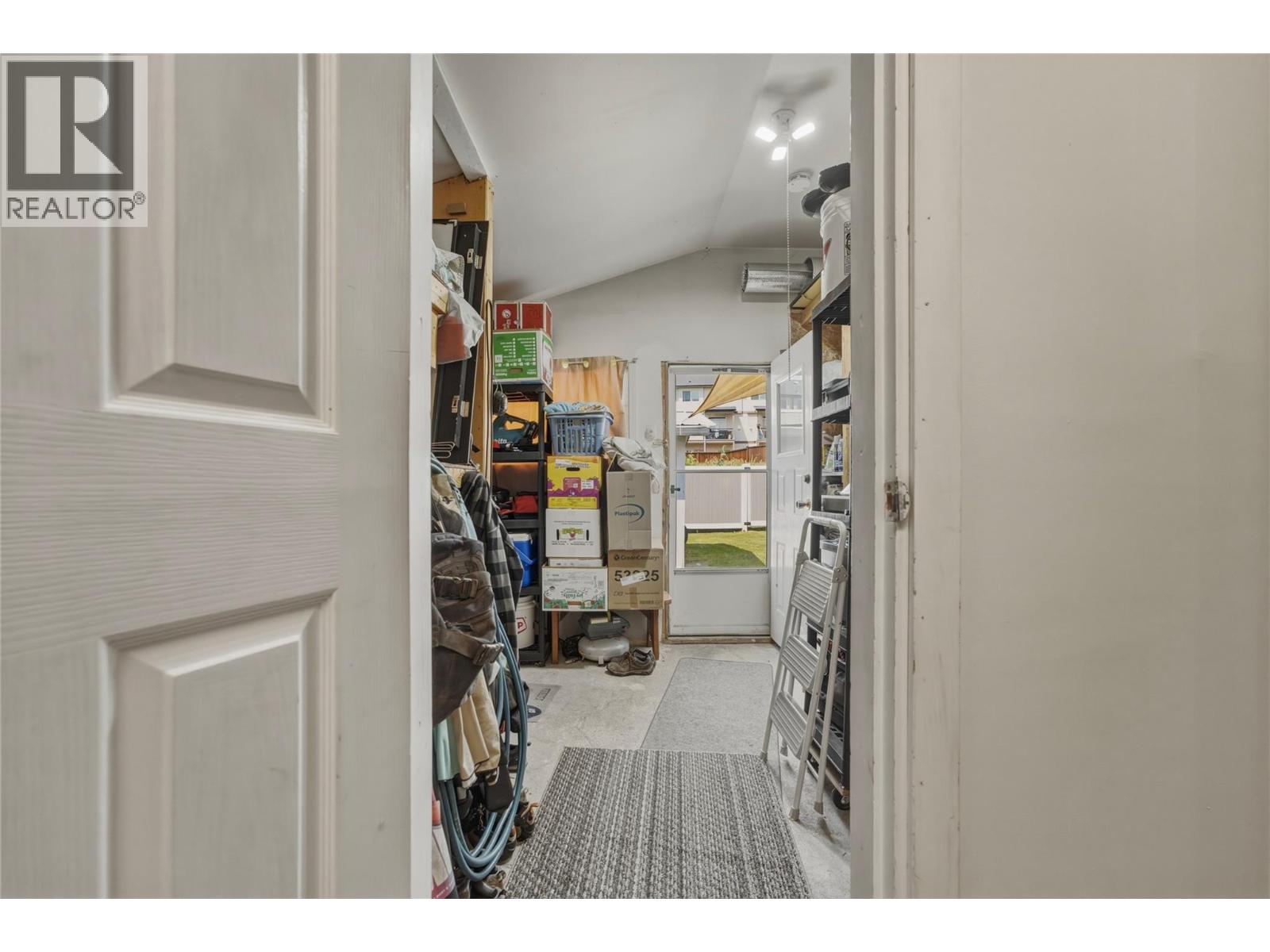 3343 Belaire Drive Property Photo 23