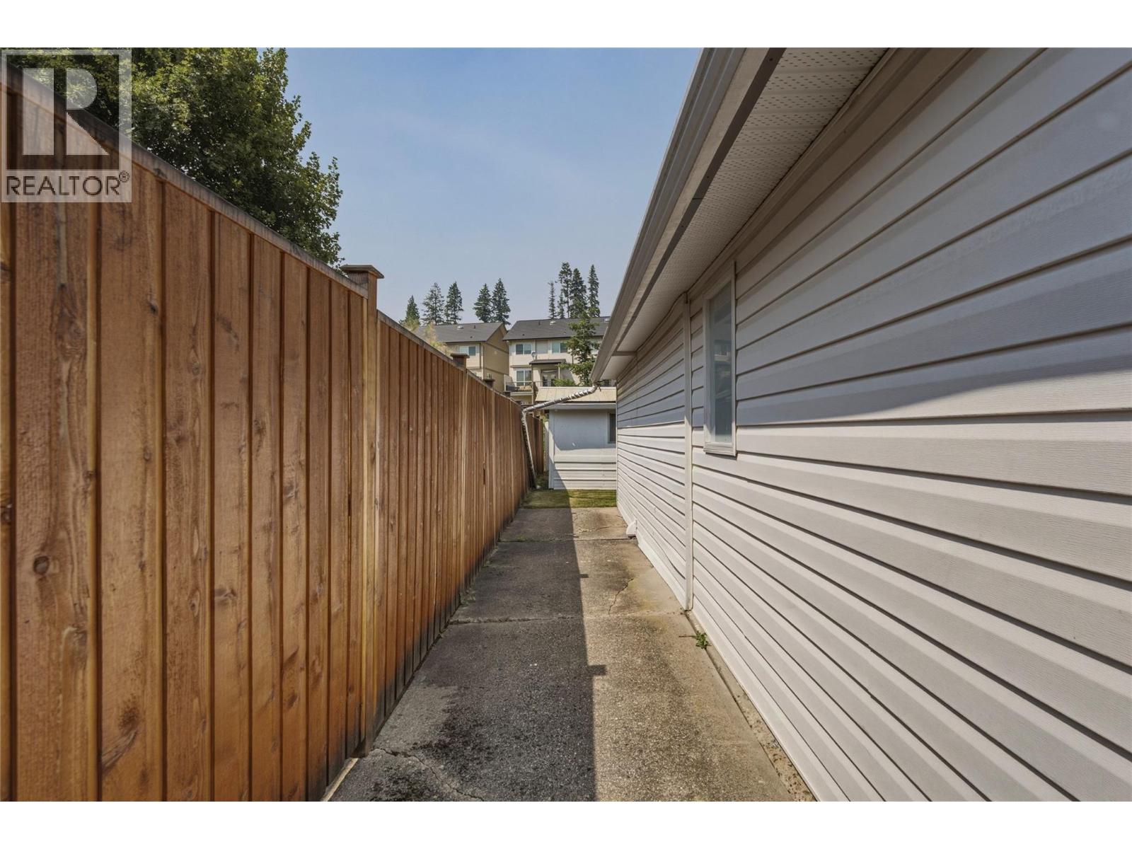 3343 Belaire Drive Property Photo 26
