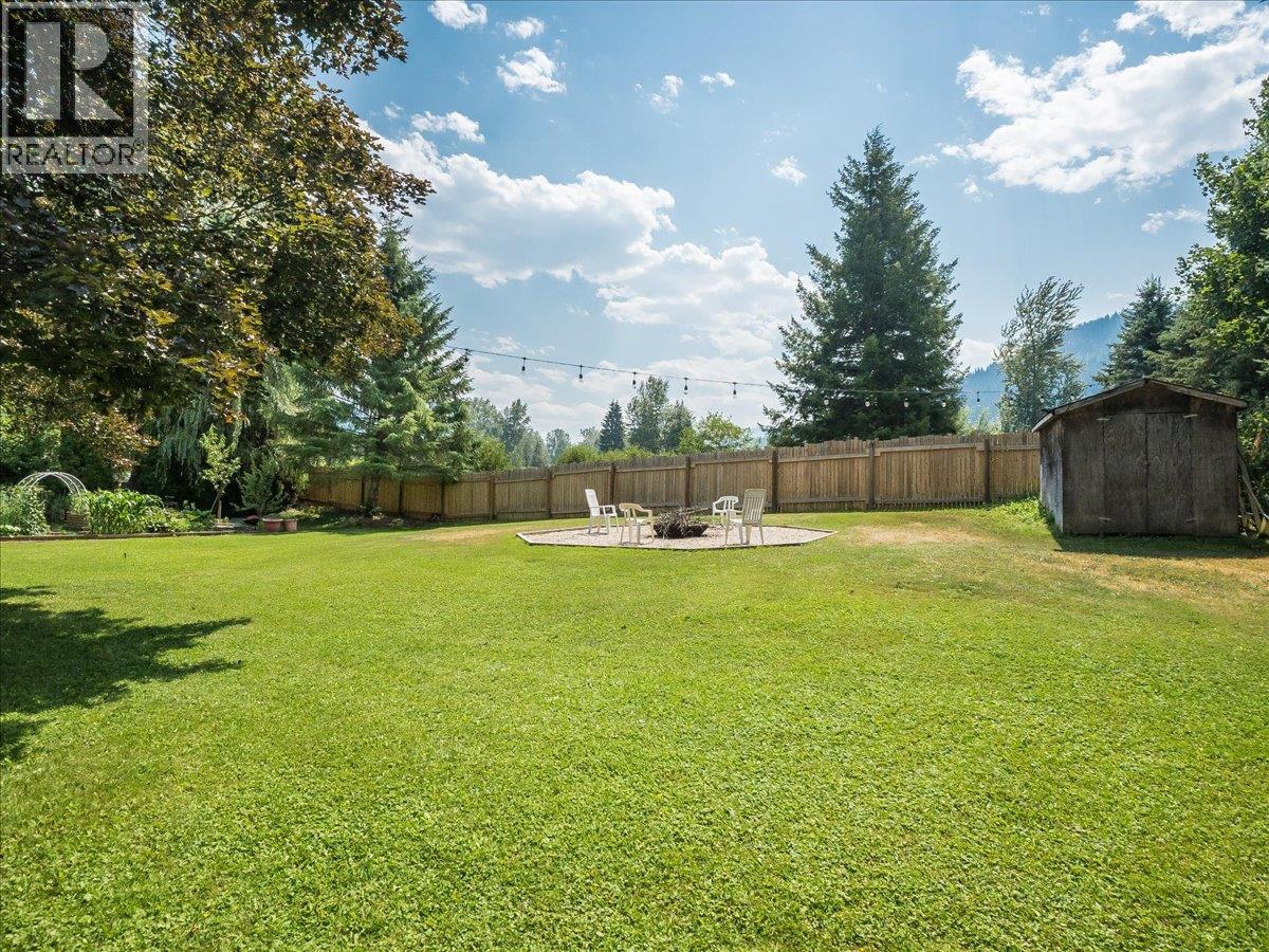 2451 Cunningham Road Property Photo 5