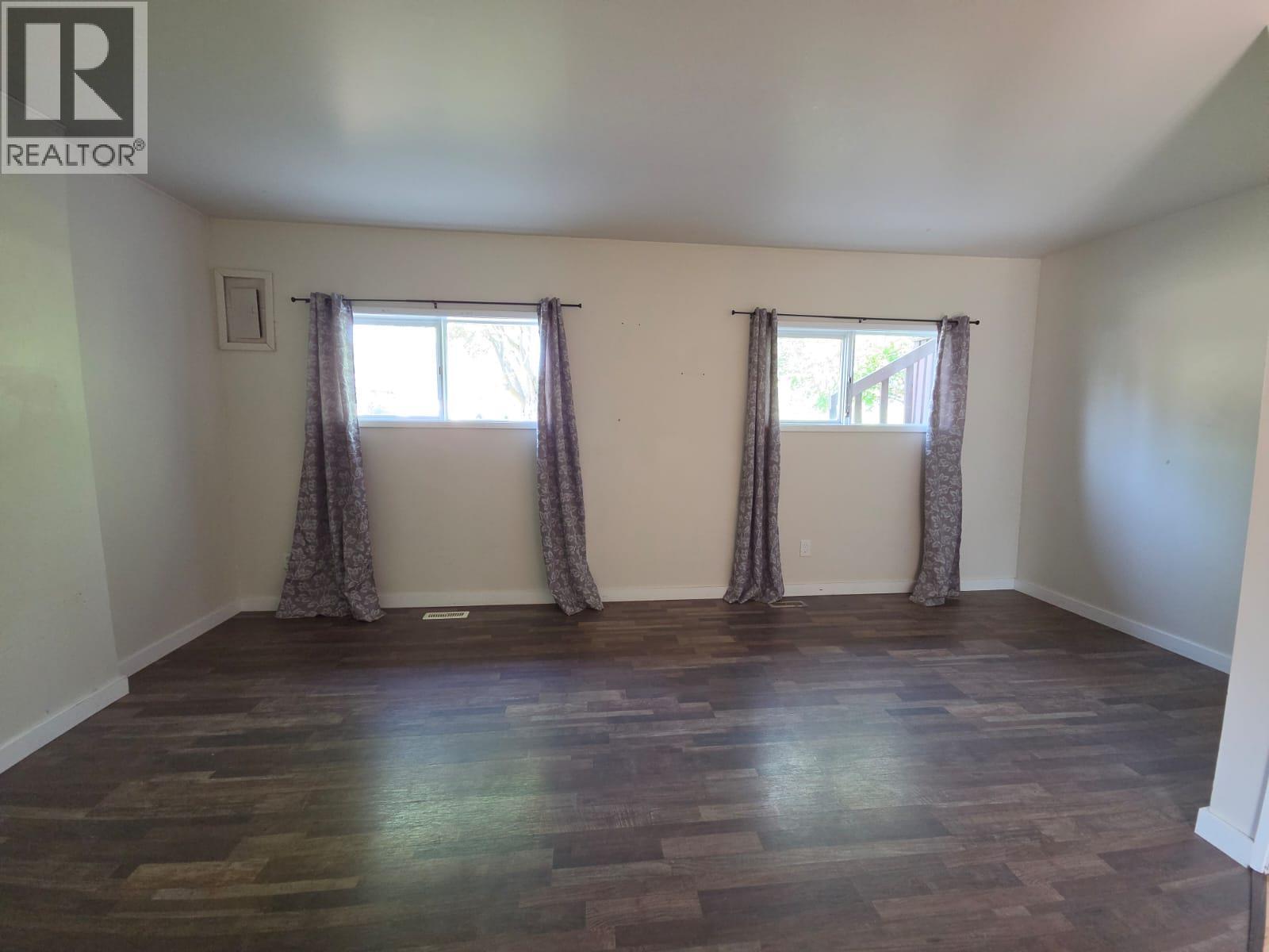 4720 Centurion Crescent Ne Property Photo 7