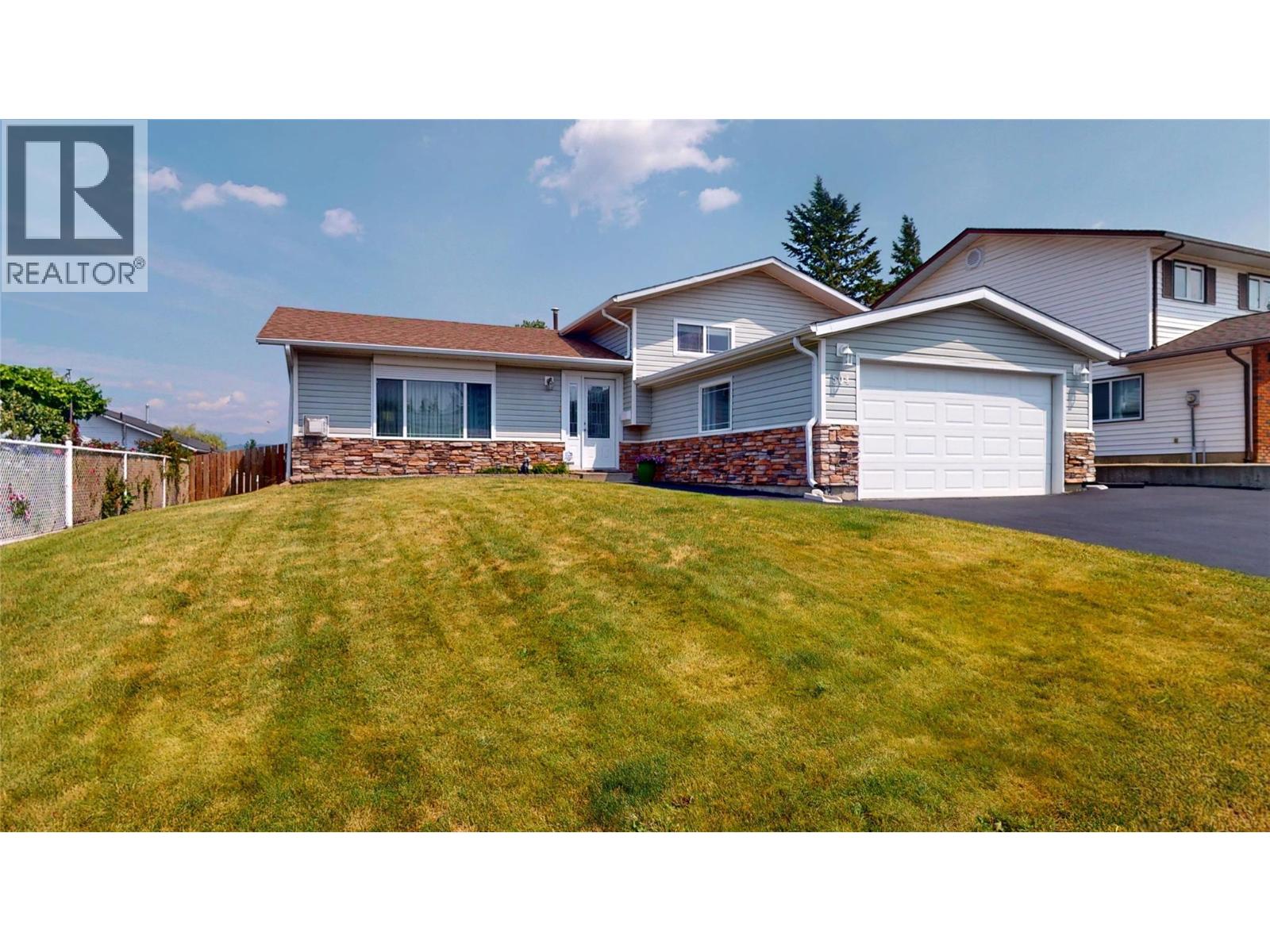 504 16th Street S Property Photo 2
