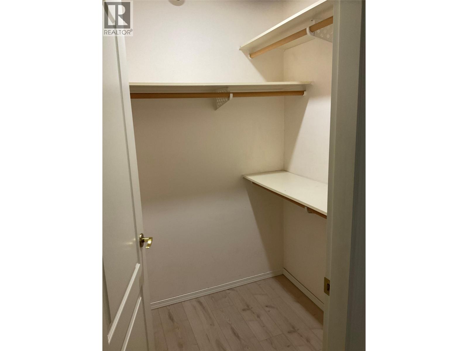 615 Glenmeadows Road Unit# 77 Property Photo 13