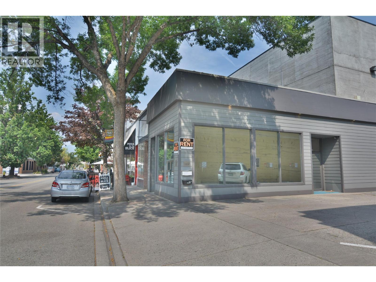 52 Front Street Property Photo 11