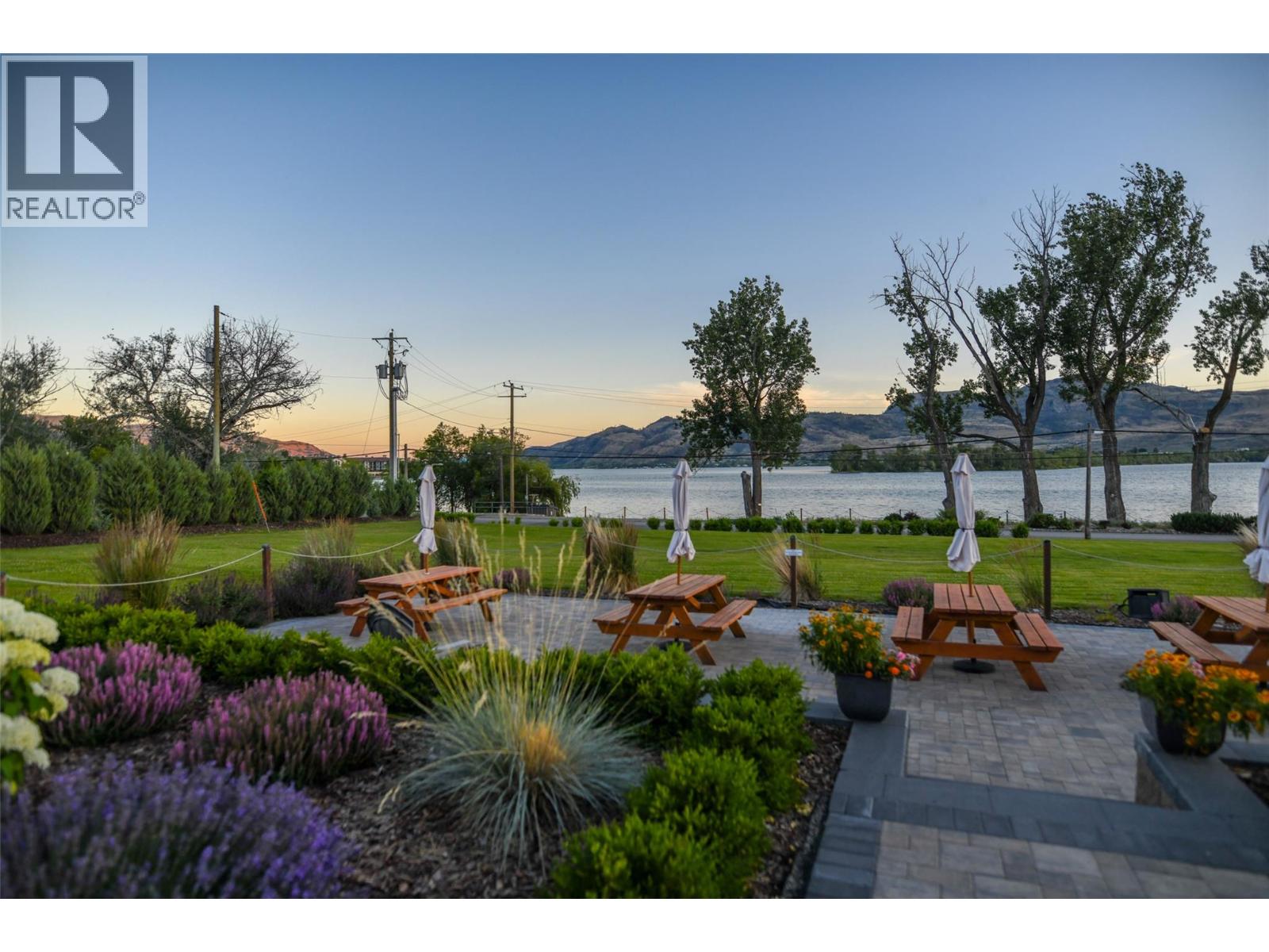 5221 45 Street Property Photo 19