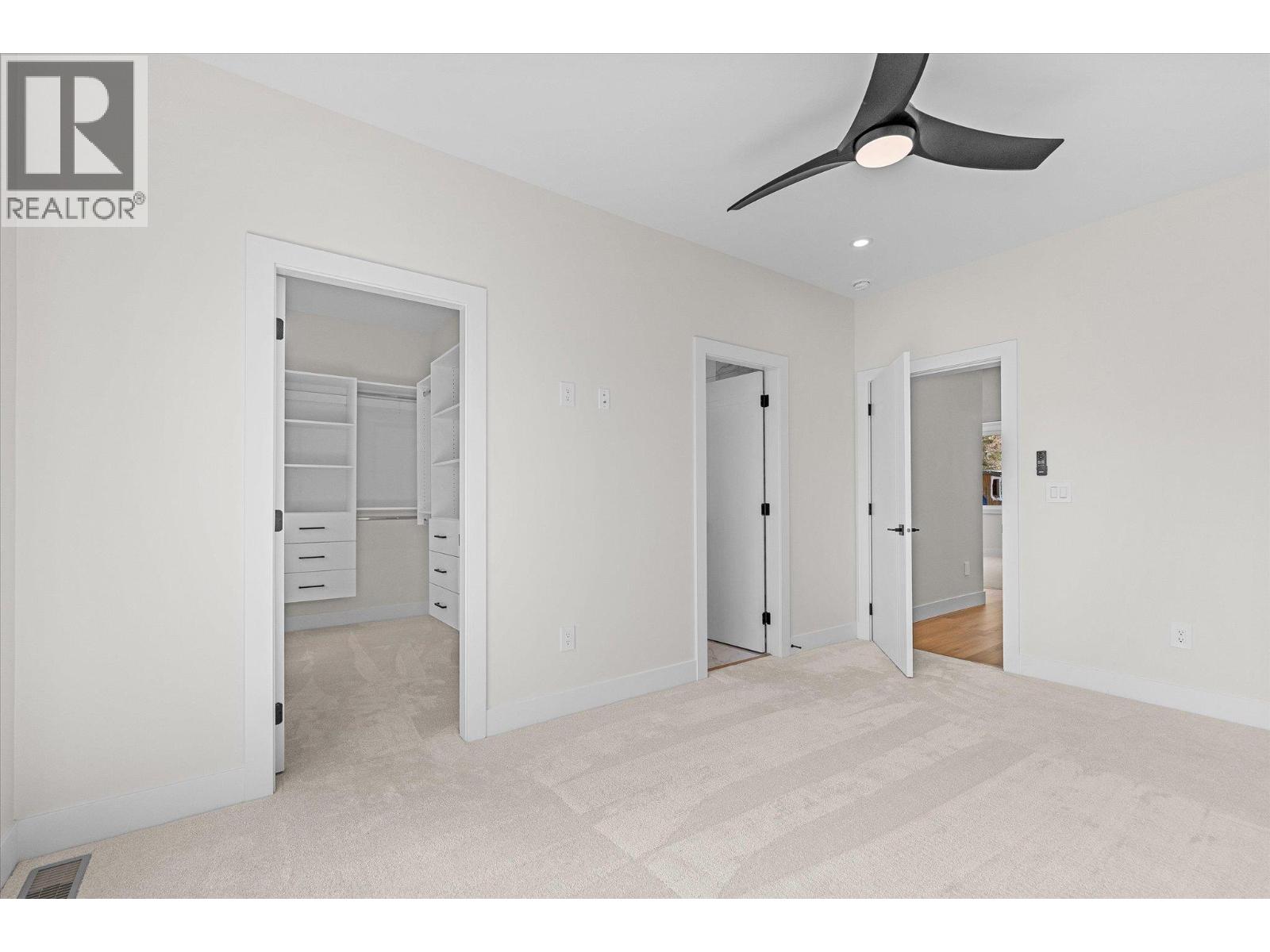 3741 Astoria Drive Property Photo 21